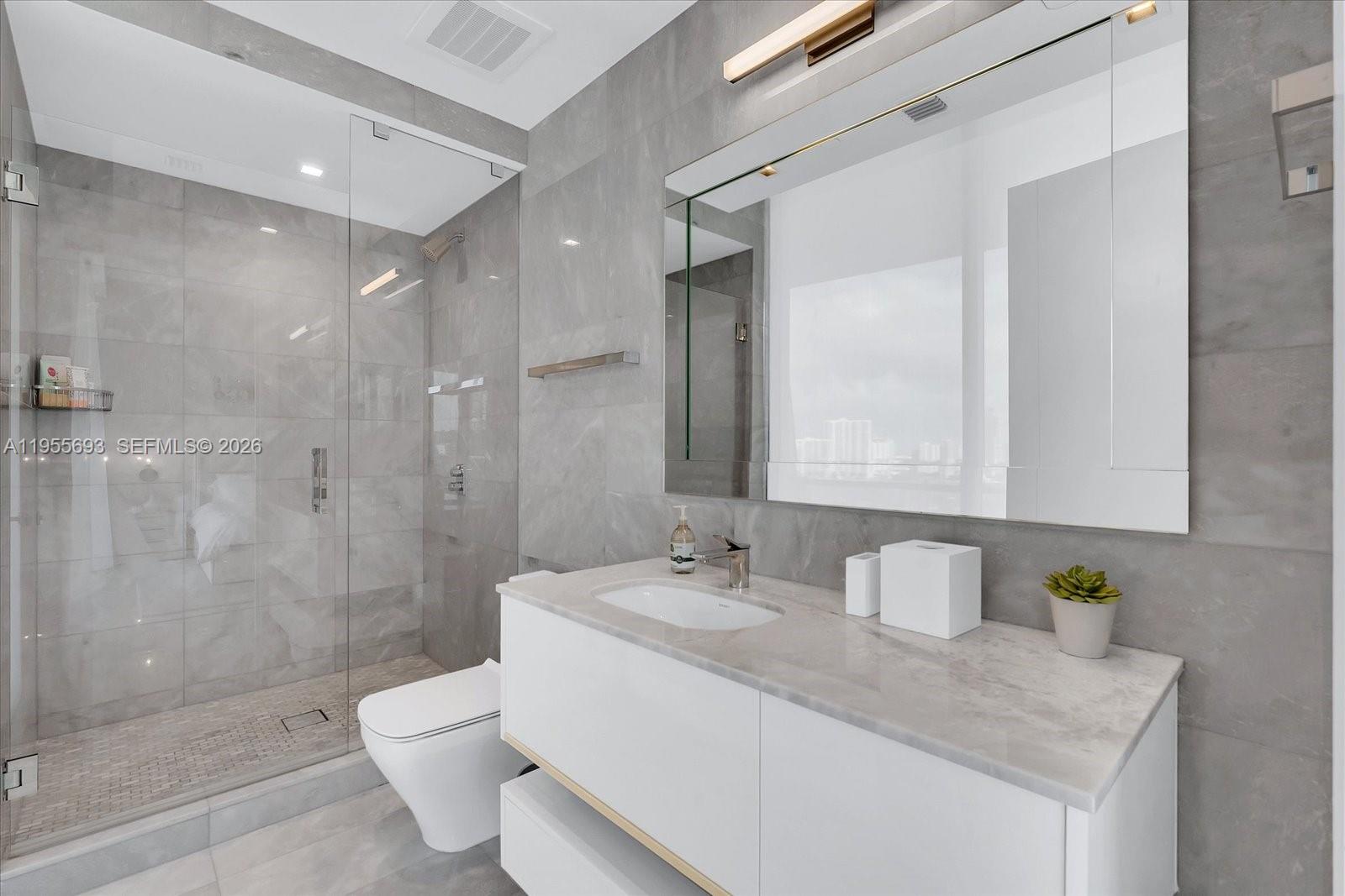 18501 Collins Ave #704, Sunny Isles Beach FL 33160
