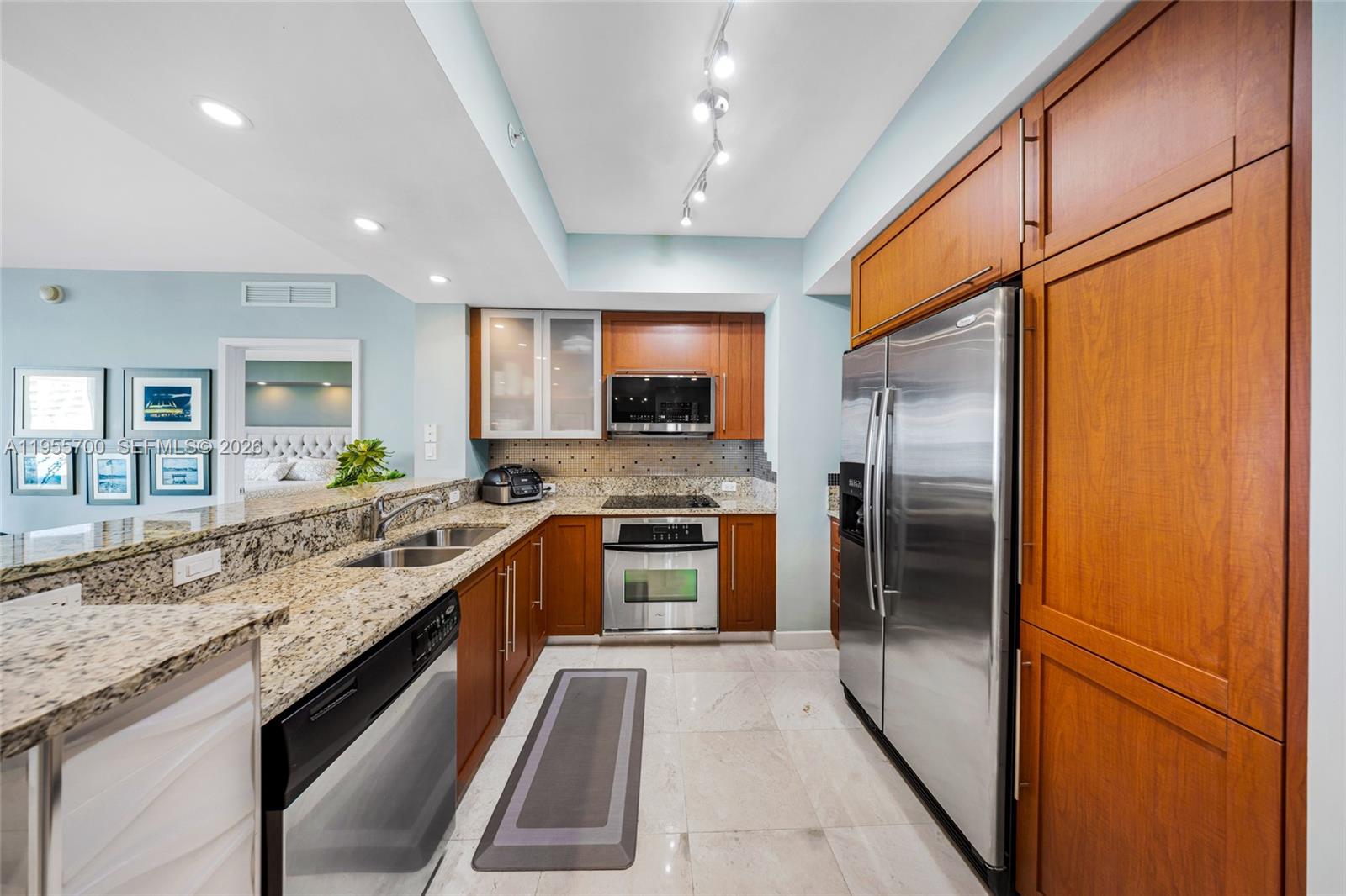 2831 N Ocean Blvd #702N, Fort Lauderdale FL 33308