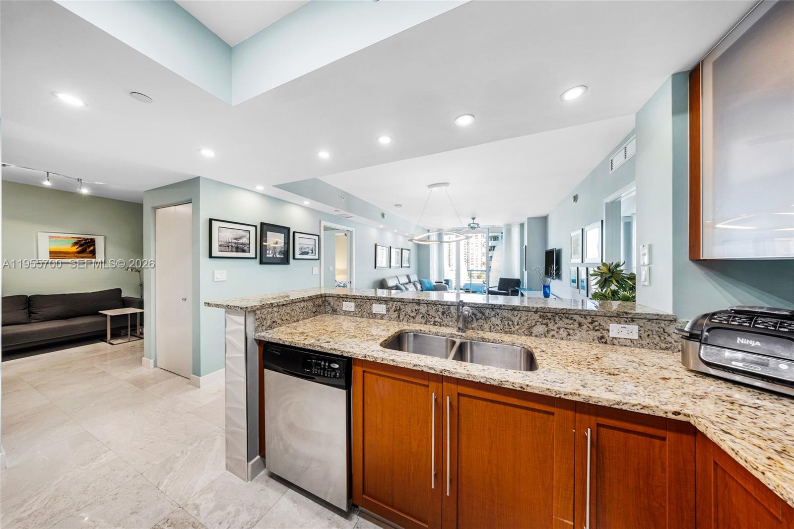 2831 N Ocean Blvd #702N, Fort Lauderdale FL 33308