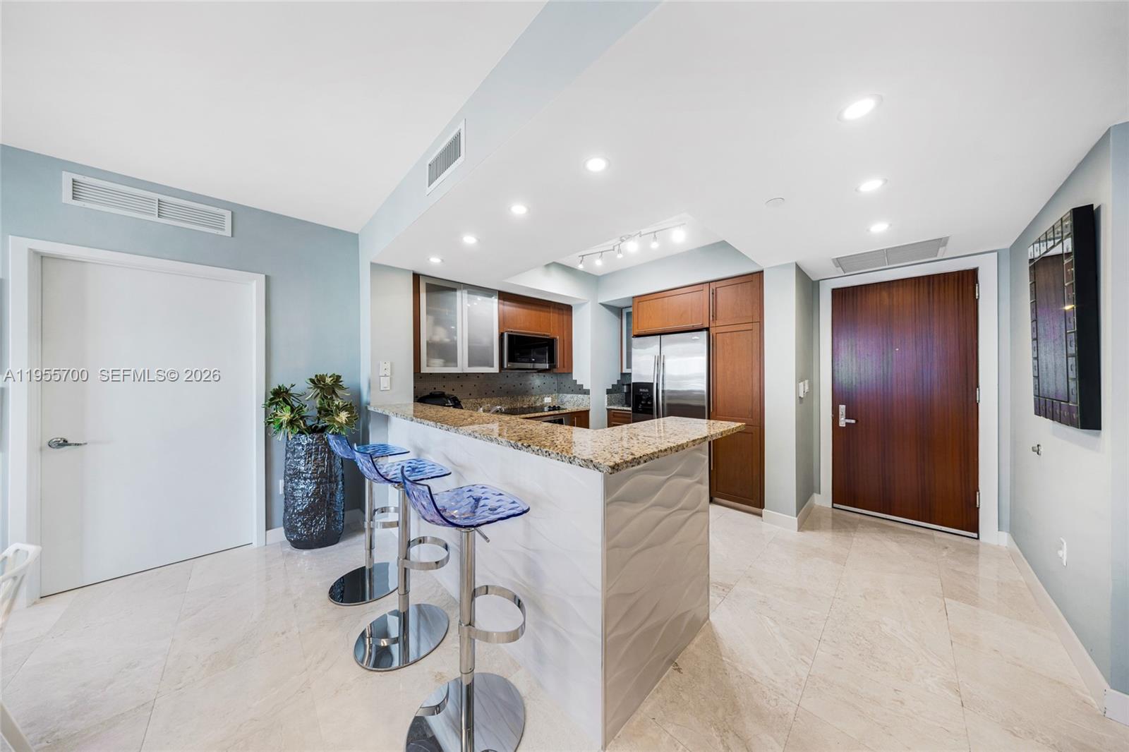 2831 N Ocean Blvd #702N, Fort Lauderdale FL 33308