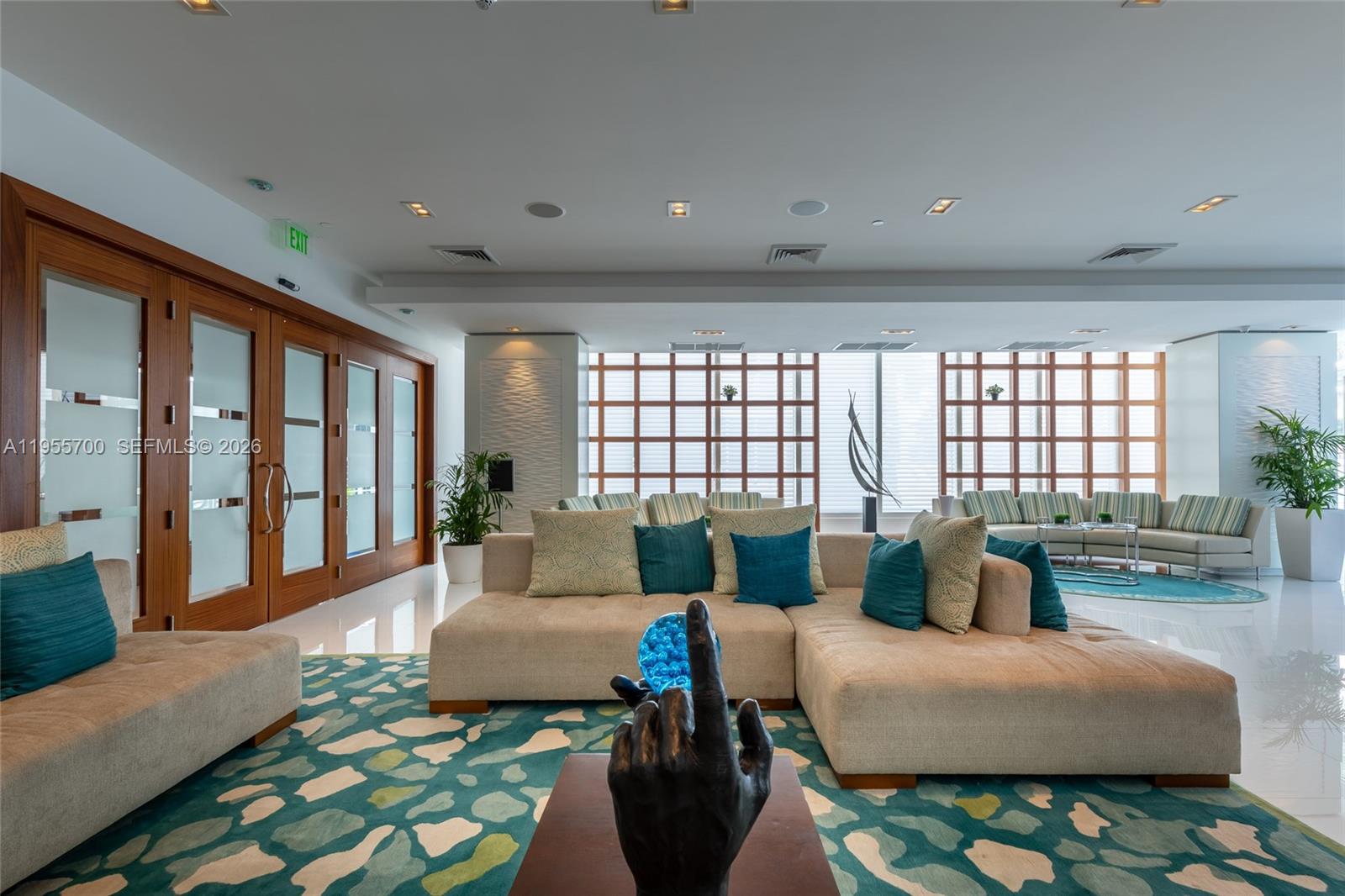 2831 N Ocean Blvd #702N, Fort Lauderdale FL 33308
