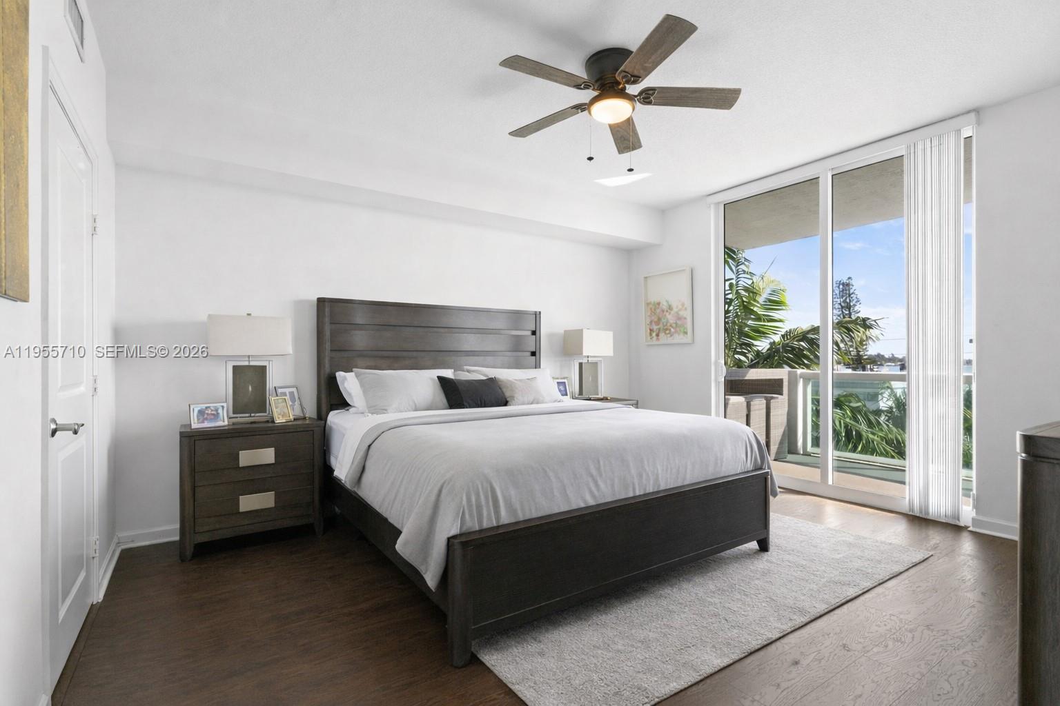 7910 Harbor Island Dr #402, North Bay Village FL 33141