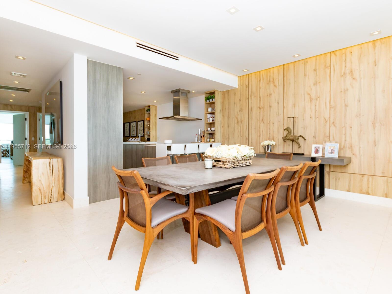 360 Ocean Dr #606S, Key Biscayne FL 33149
