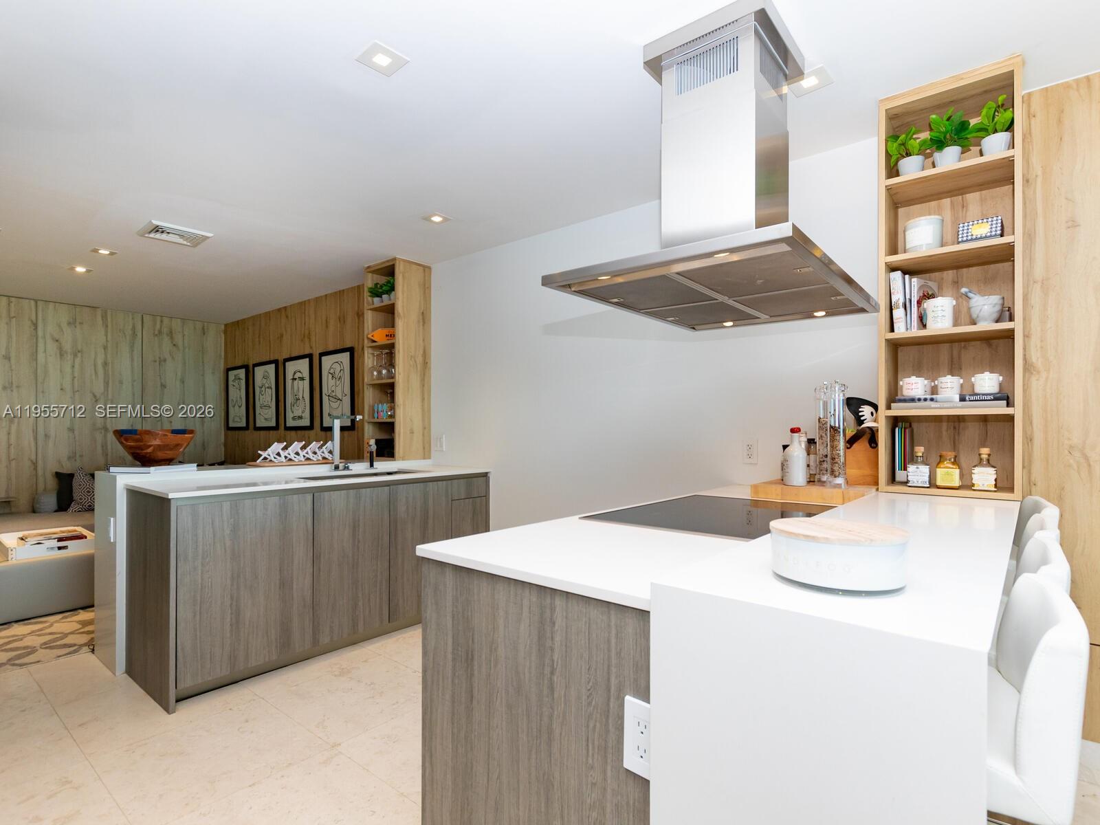 360 Ocean Dr #606S, Key Biscayne FL 33149