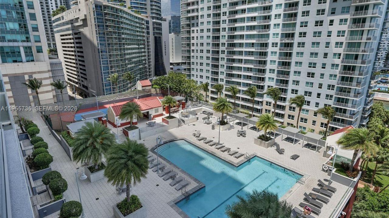 1155 Brickell Bay Dr #1006, Miami FL 33131