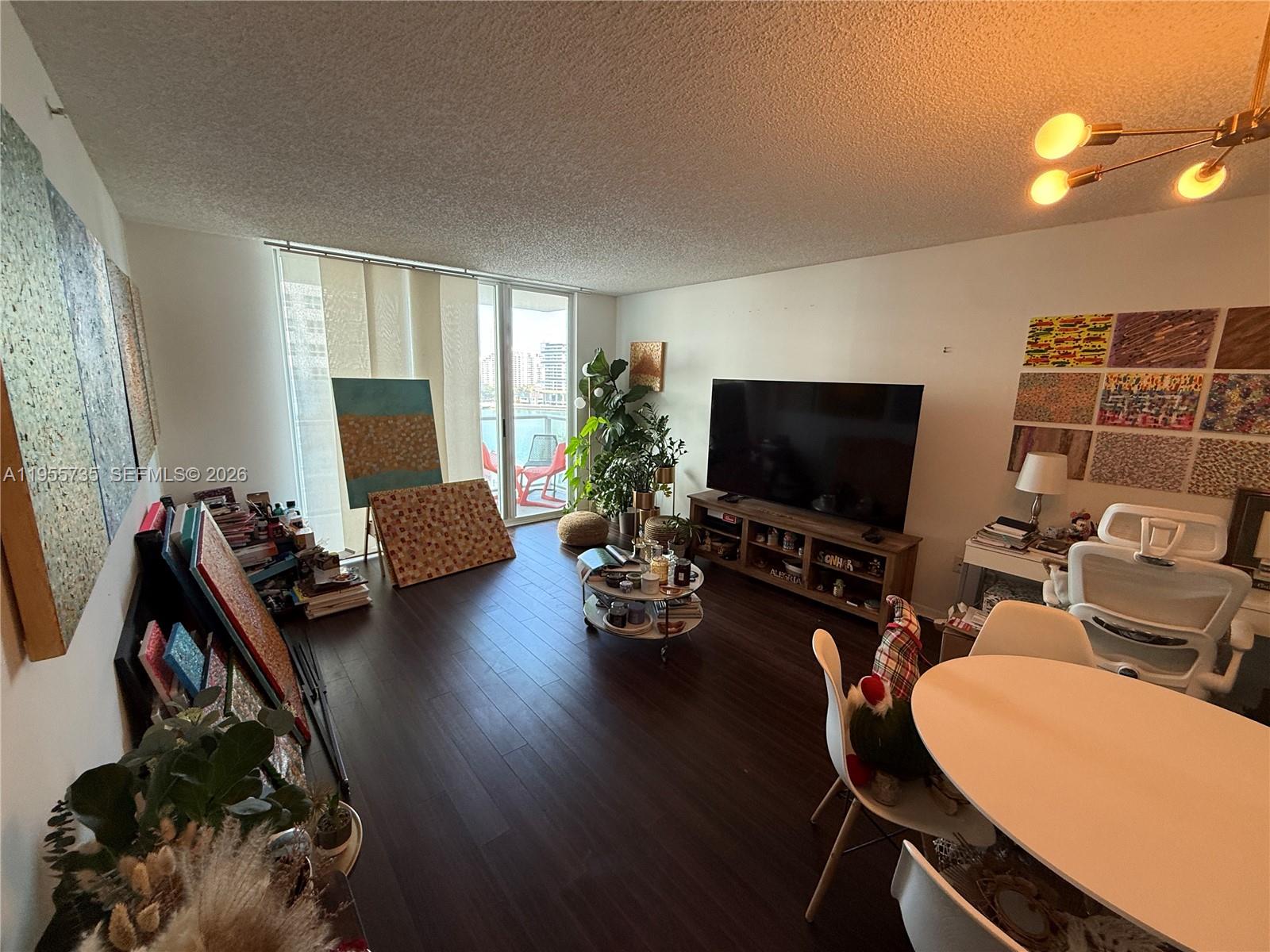 1155 Brickell Bay Dr #1006, Miami FL 33131