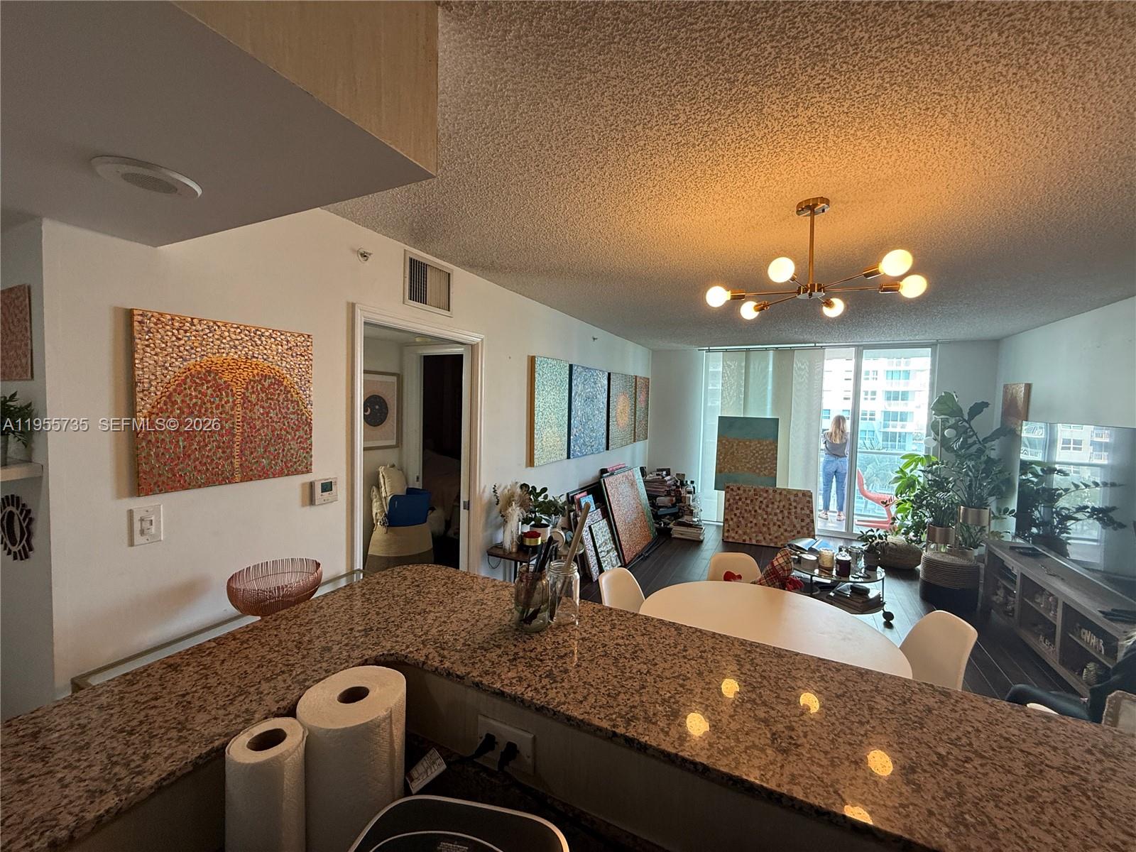 1155 Brickell Bay Dr #1006, Miami FL 33131