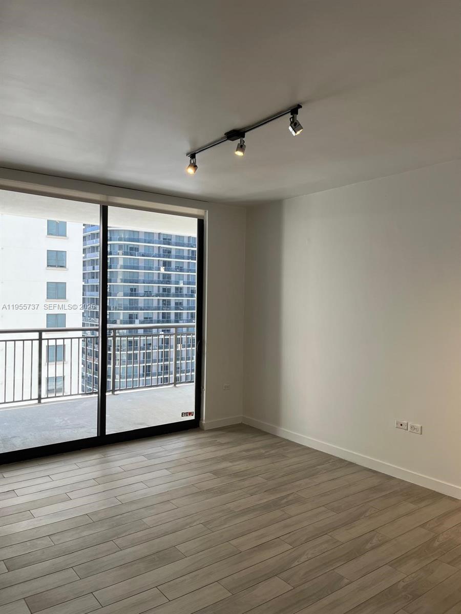 999 SW 1st Ave #2301, Miami FL 33130