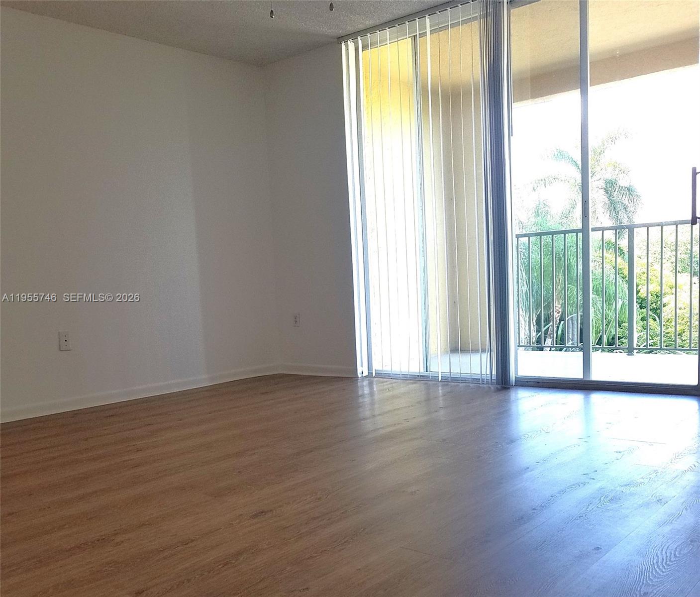 19999 E Country Club Dr #1505, Aventura FL 33180