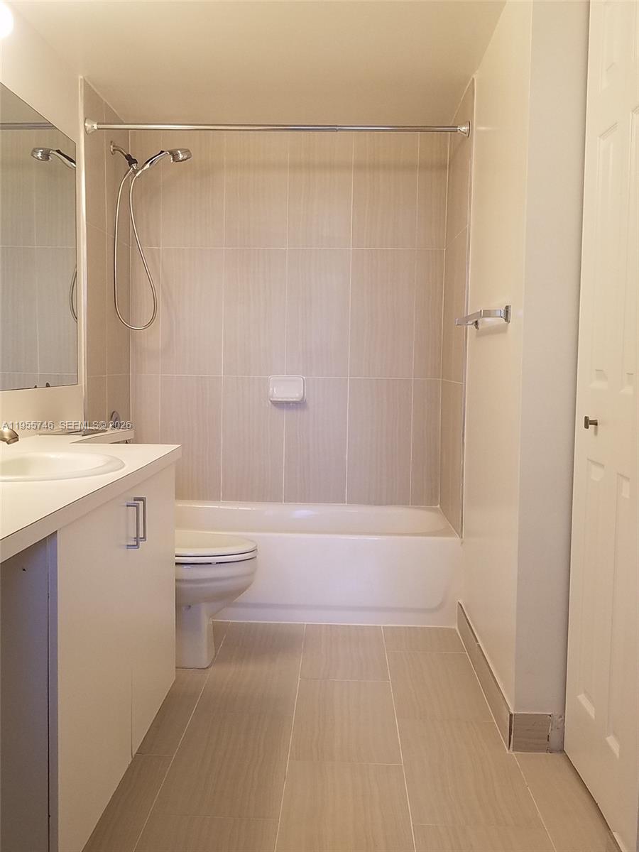 19999 E Country Club Dr #1505, Aventura FL 33180