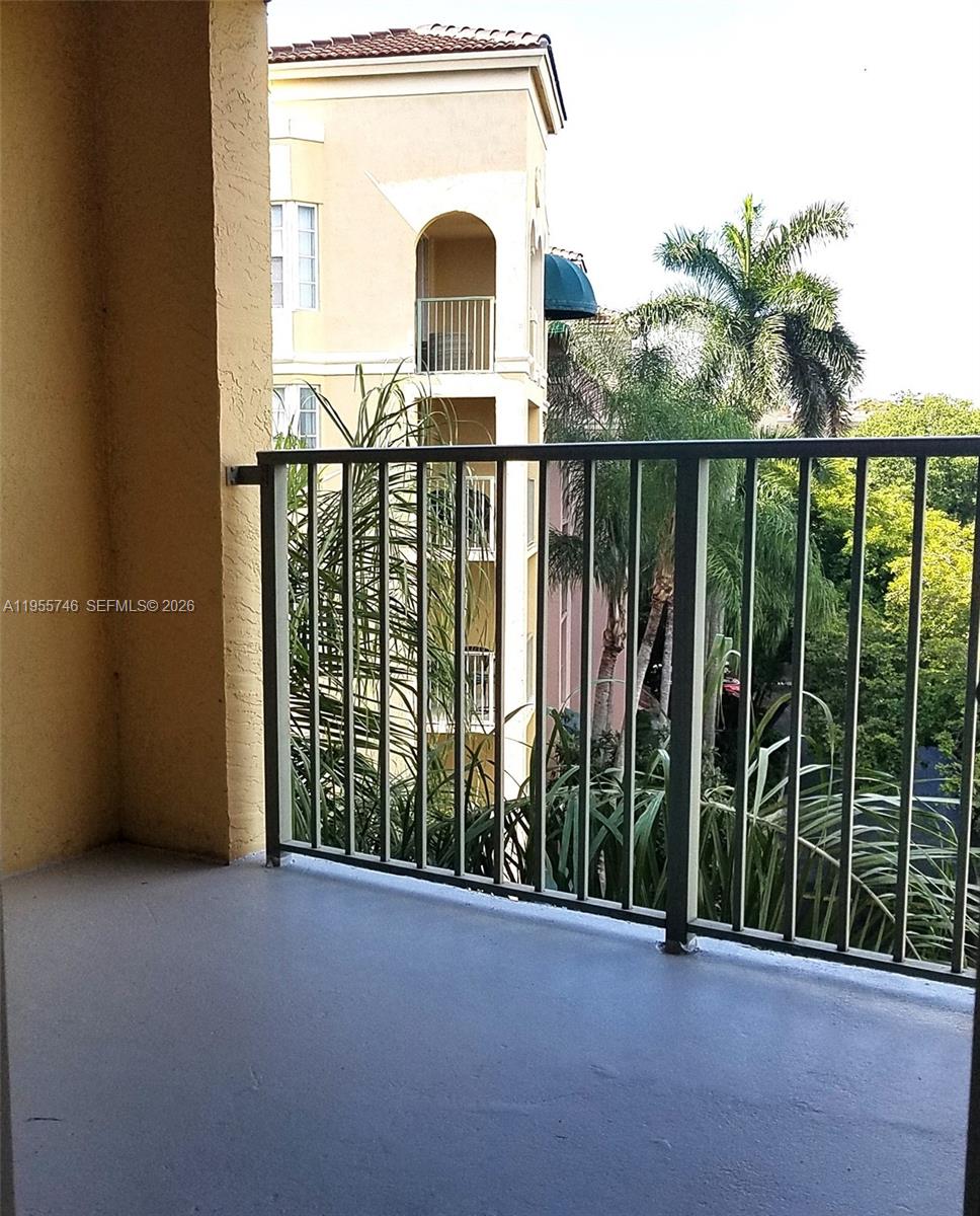 19999 E Country Club Dr #1505, Aventura FL 33180