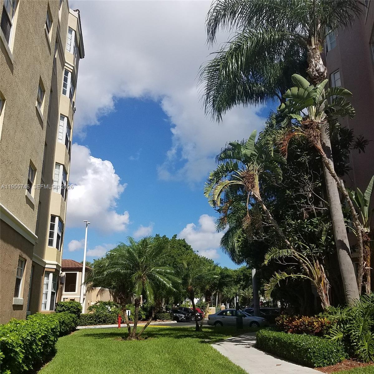 19999 E Country Club Dr #1505, Aventura FL 33180