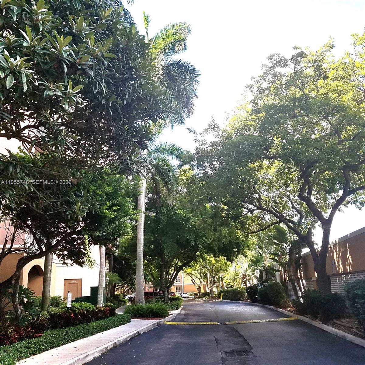 19999 E Country Club Dr #1505, Aventura FL 33180