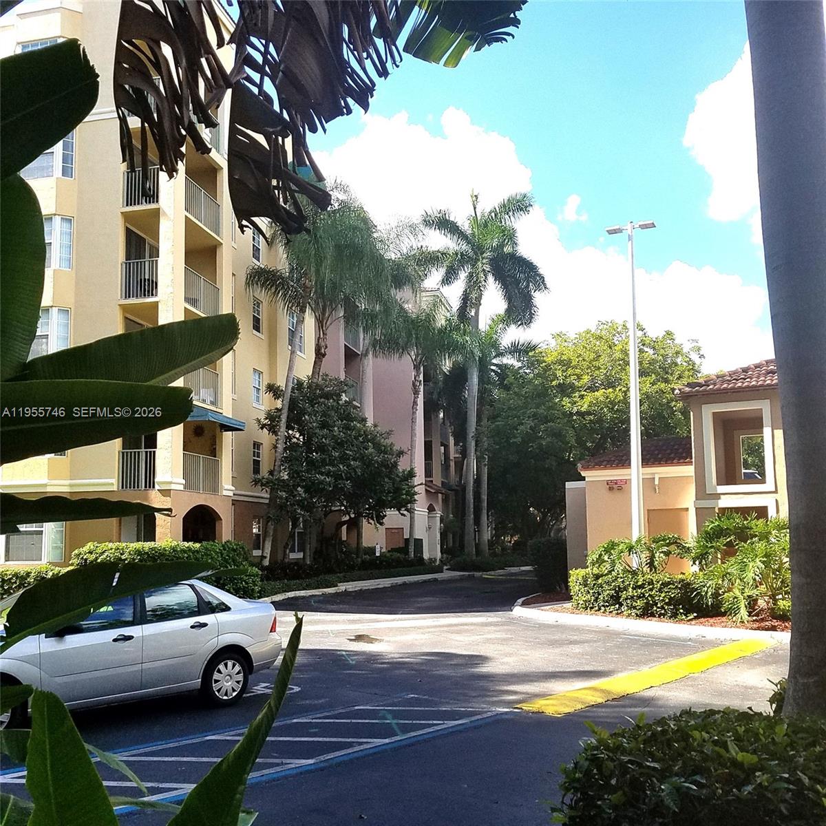 19999 E Country Club Dr #1505, Aventura FL 33180
