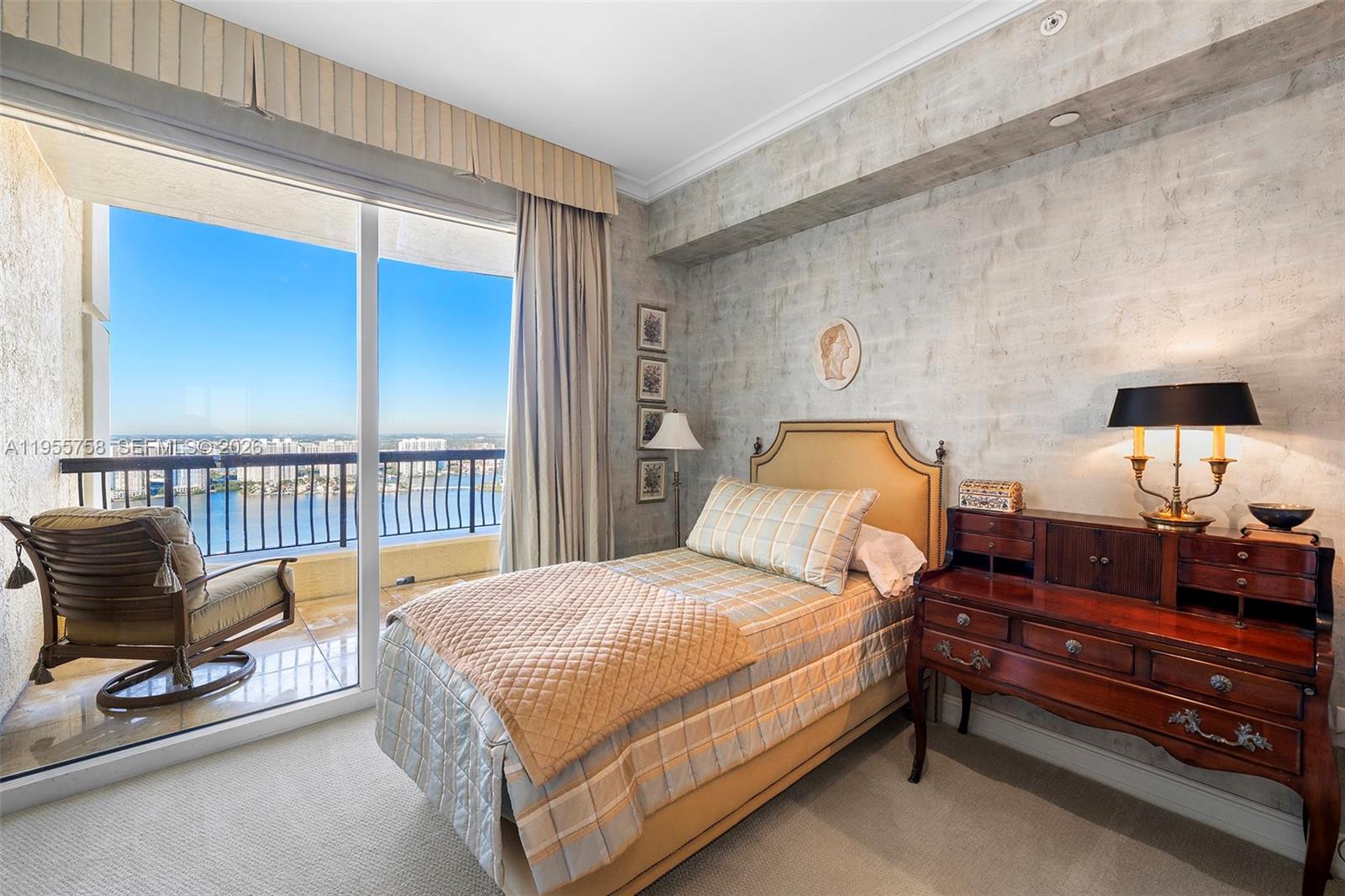 17875 Collins Ave #4103, Sunny Isles Beach FL 33160