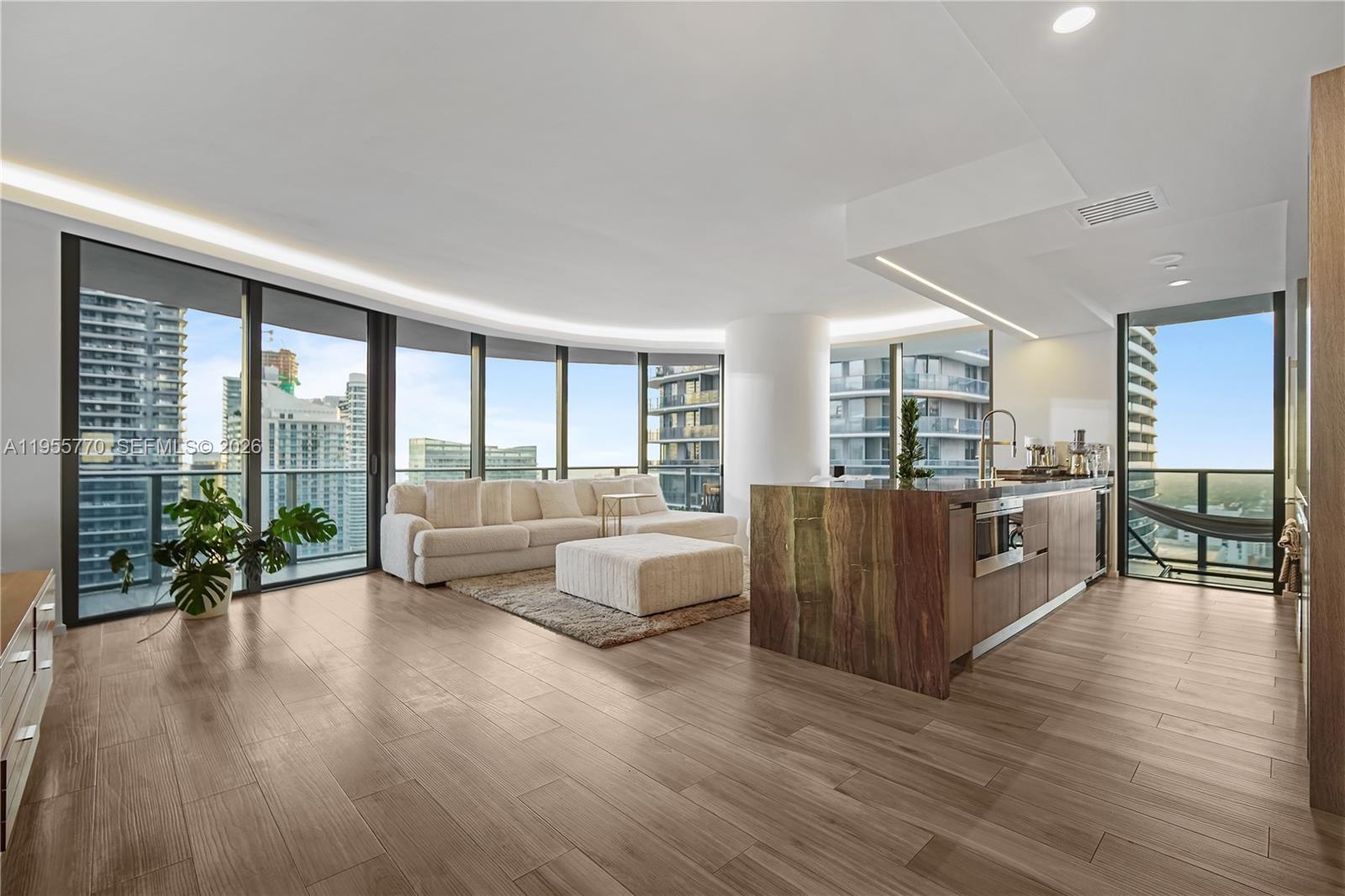 801 S Miami Ave #3601, Miami FL 33130