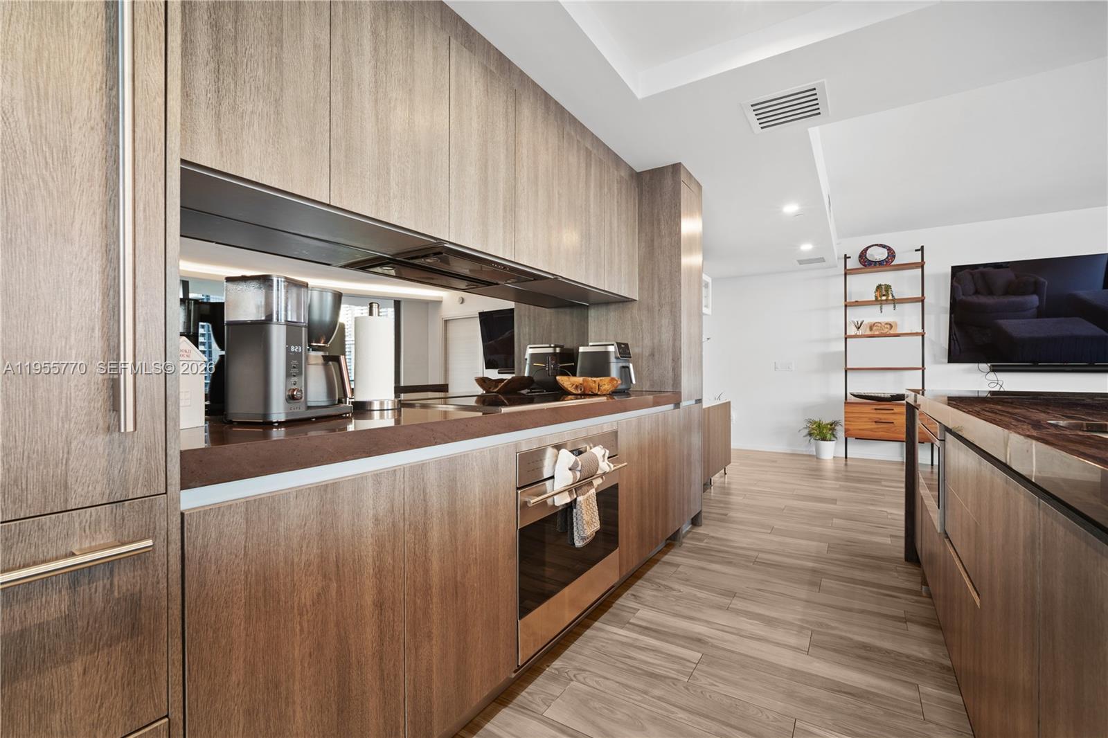 801 S Miami Ave #3601, Miami FL 33130