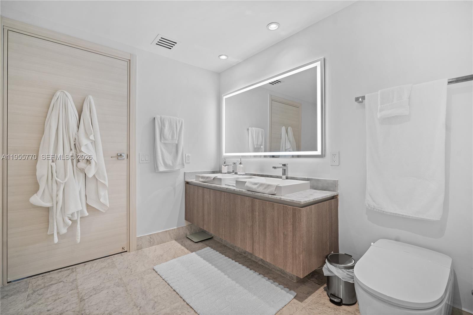 801 S Miami Ave #3601, Miami FL 33130
