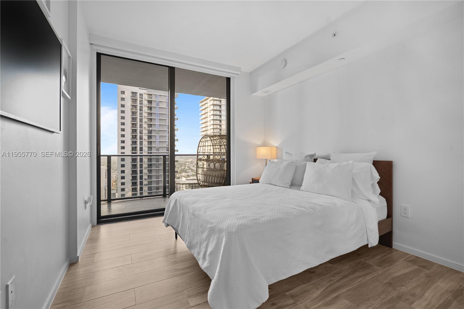 801 S Miami Ave #3601, Miami FL 33130