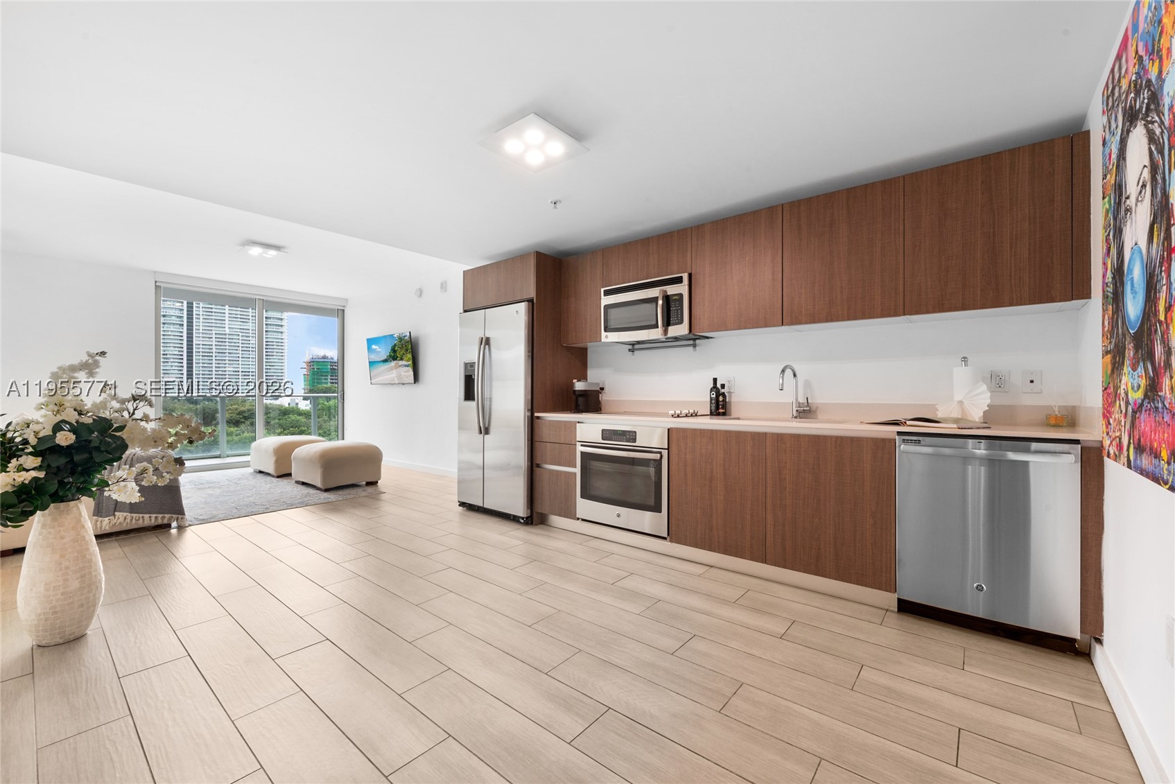 1600 SW 1st Ave #707, Miami FL 33129