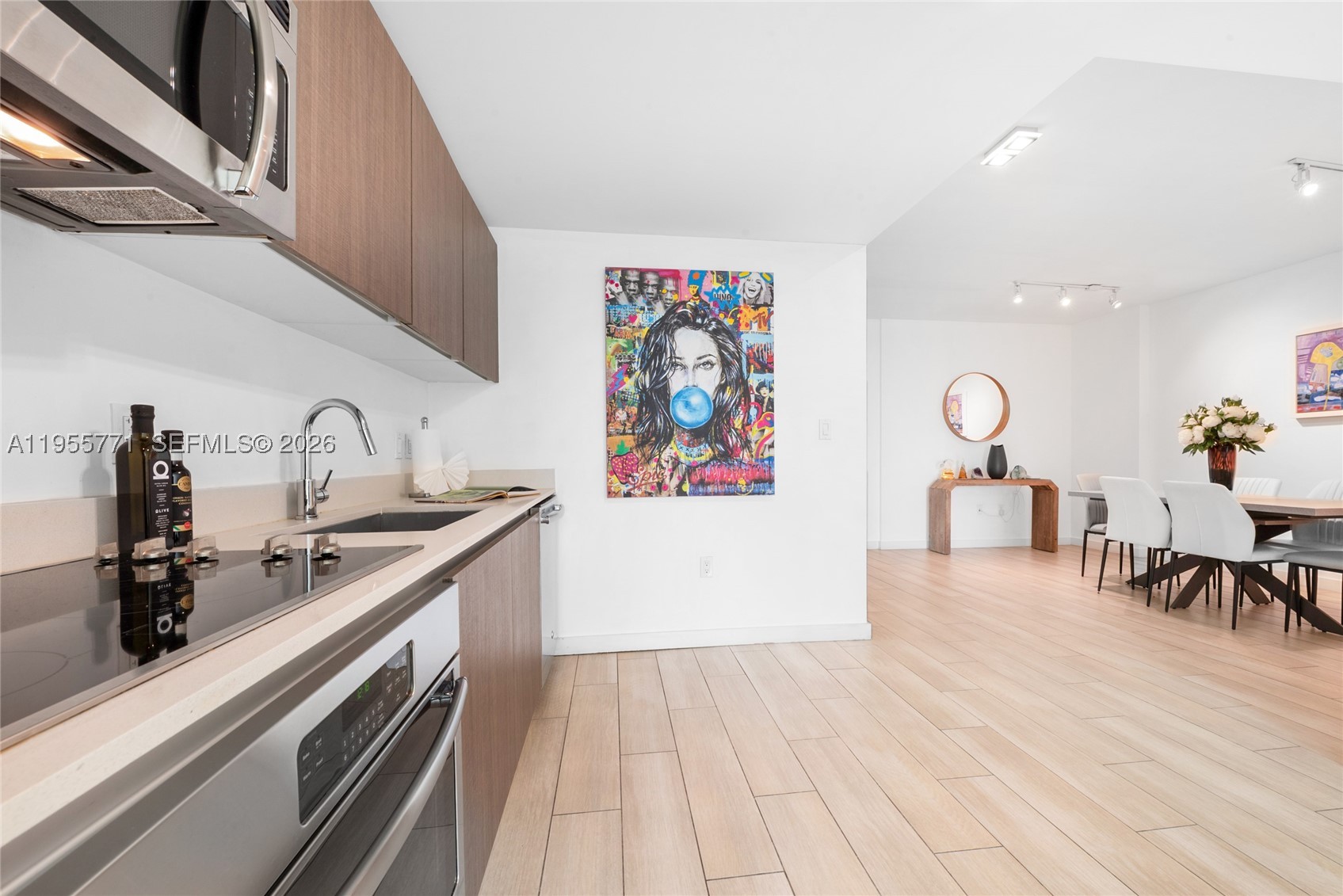 1600 SW 1st Ave #707, Miami FL 33129