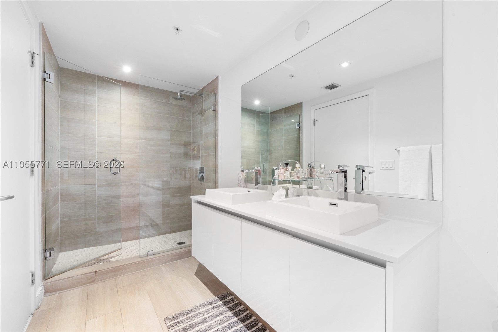 1600 SW 1st Ave #707, Miami FL 33129