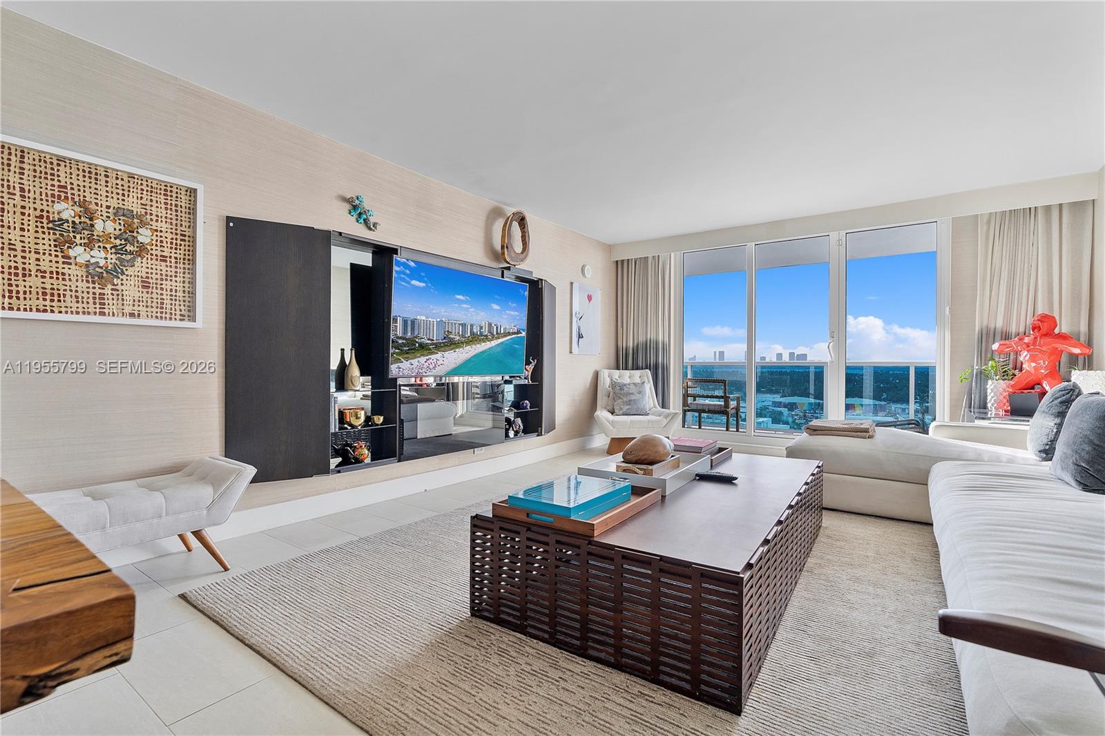 102 24th St #1427, Miami Beach FL 33139