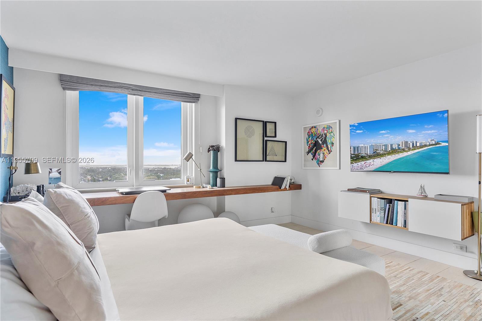 102 24th St #1427, Miami Beach FL 33139