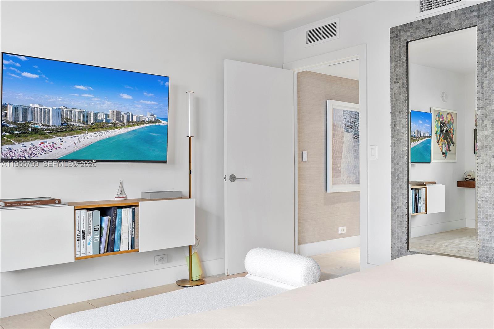 102 24th St #1427, Miami Beach FL 33139
