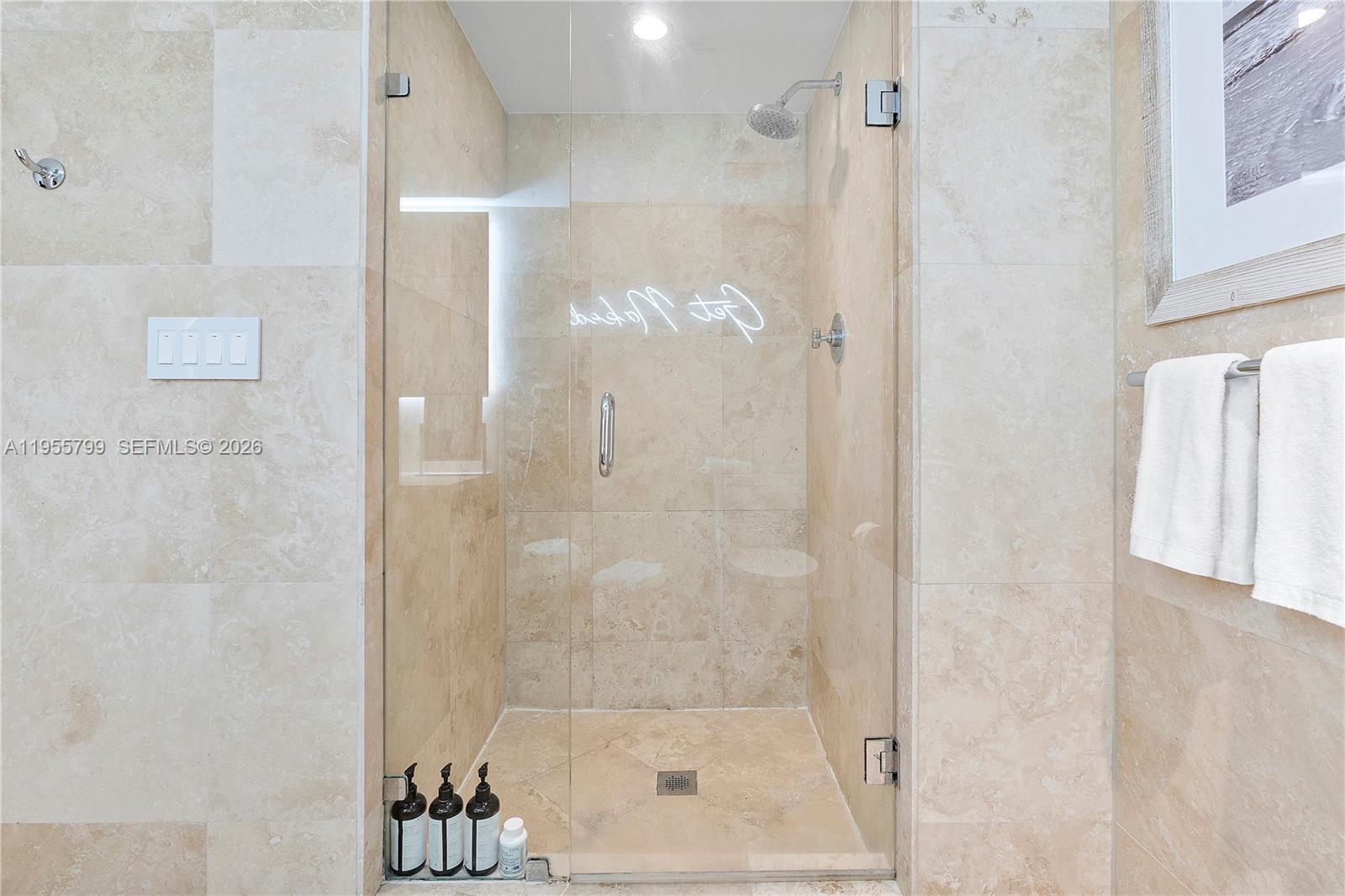 102 24th St #1427, Miami Beach FL 33139