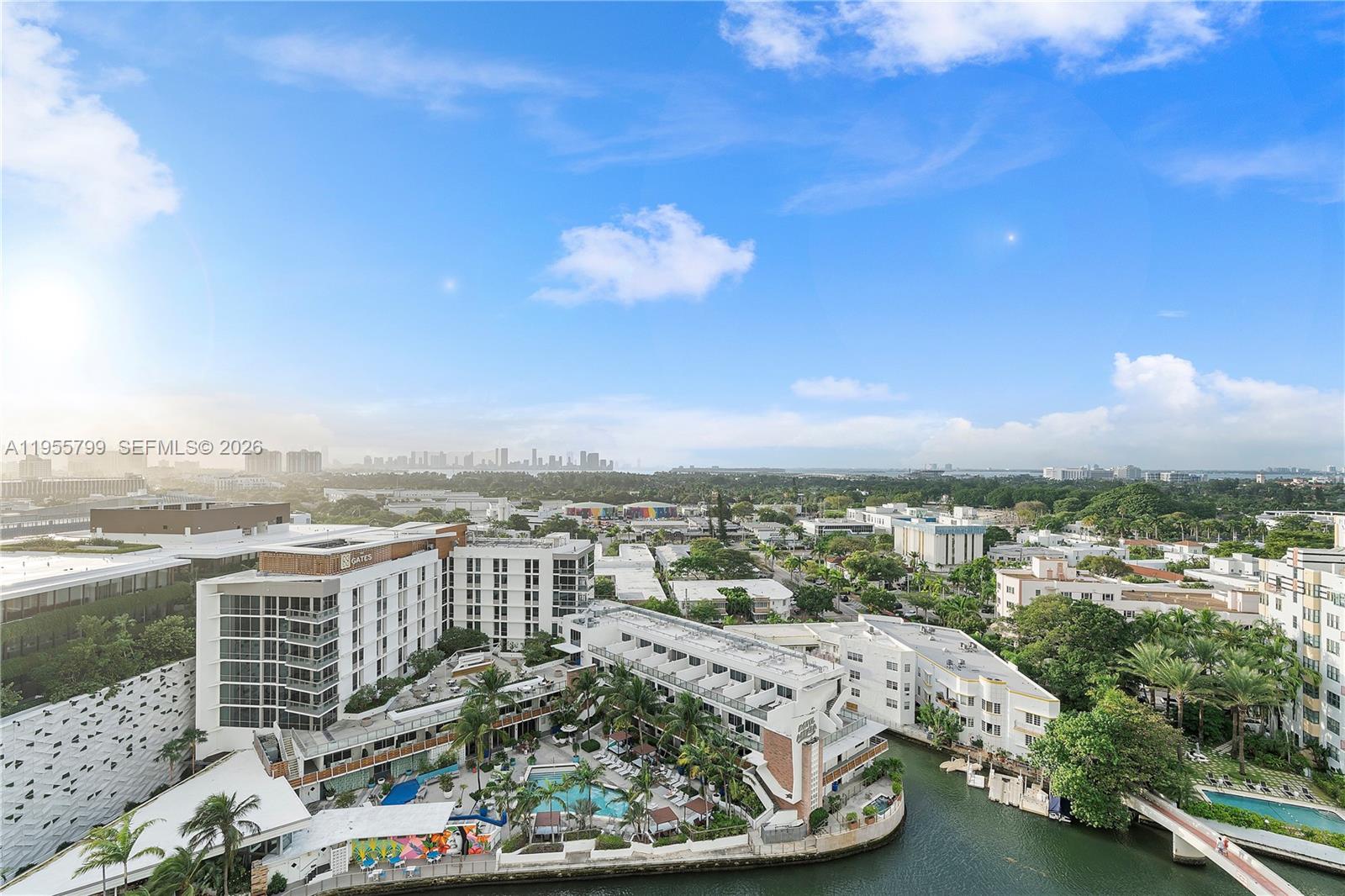 102 24th St #1427, Miami Beach FL 33139