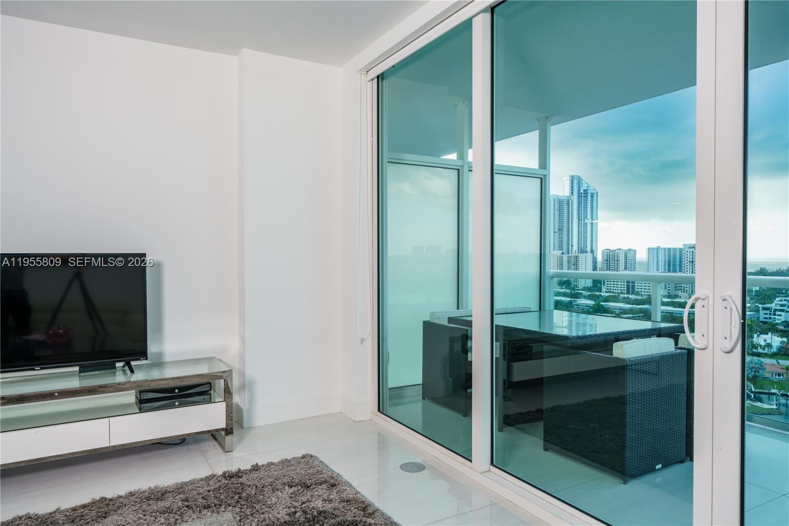 400 Sunny Isles Blvd #1704, Sunny Isles Beach FL 33160