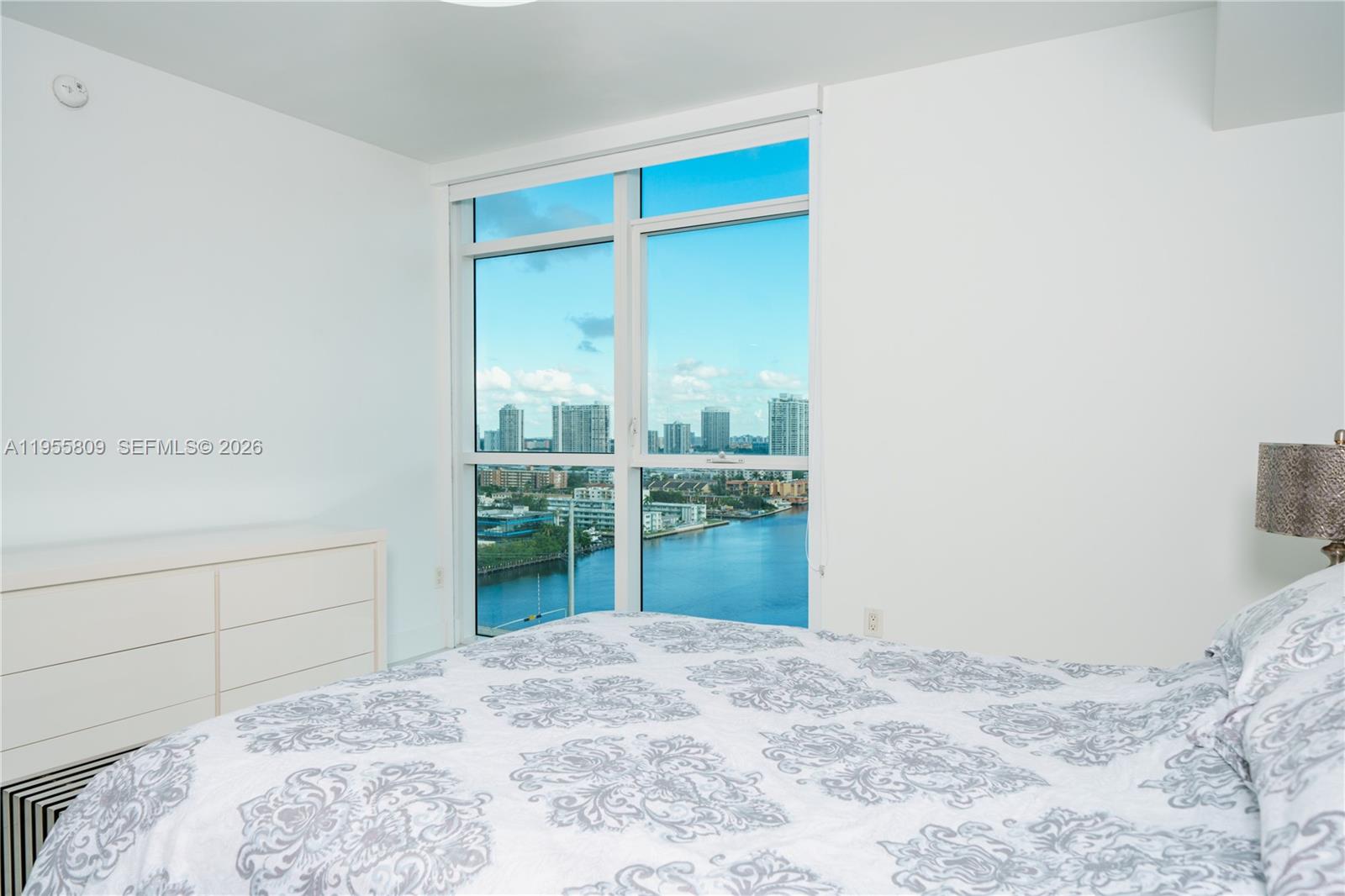 400 Sunny Isles Blvd #1704, Sunny Isles Beach FL 33160