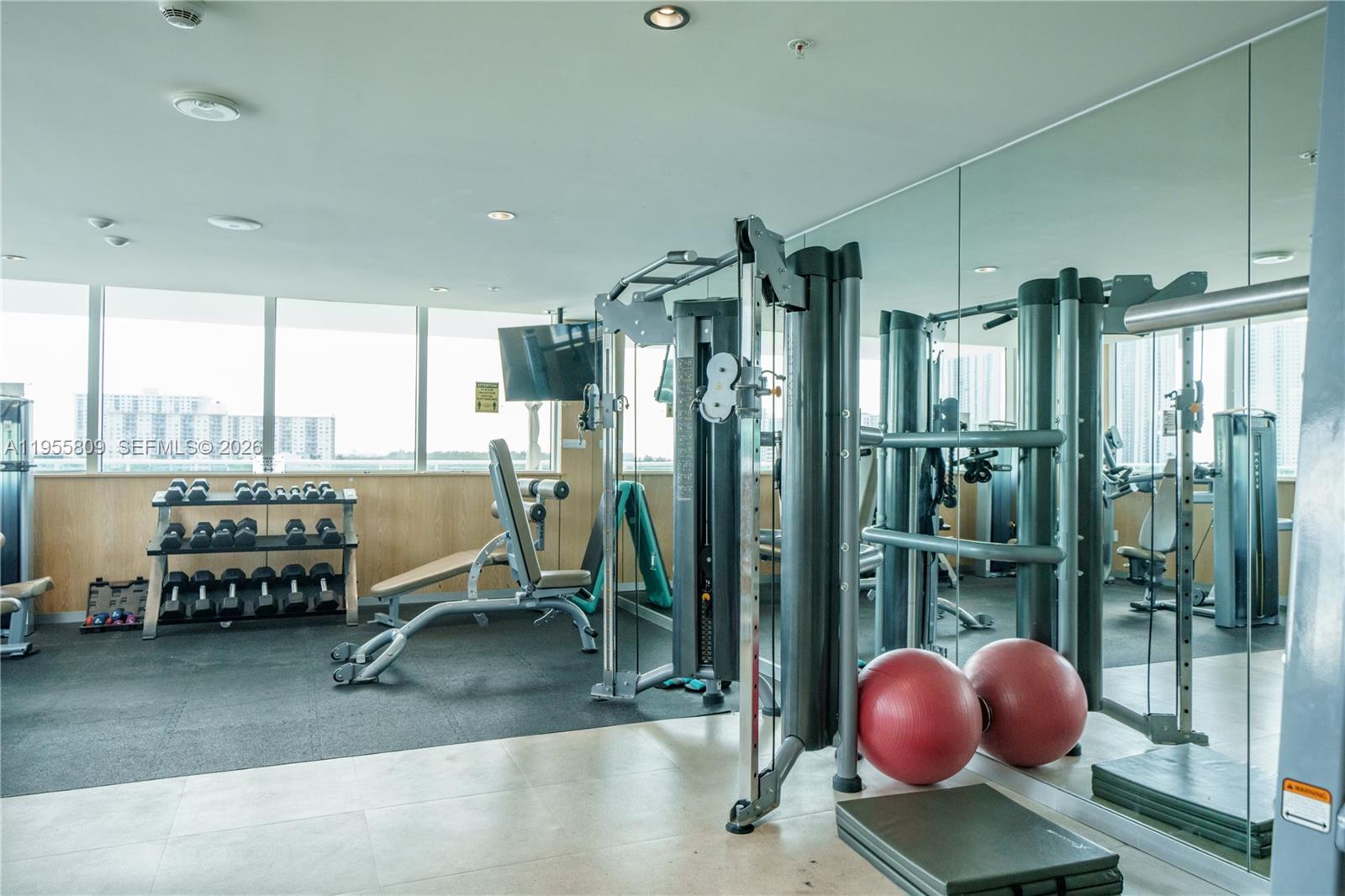 400 Sunny Isles Blvd #1704, Sunny Isles Beach FL 33160