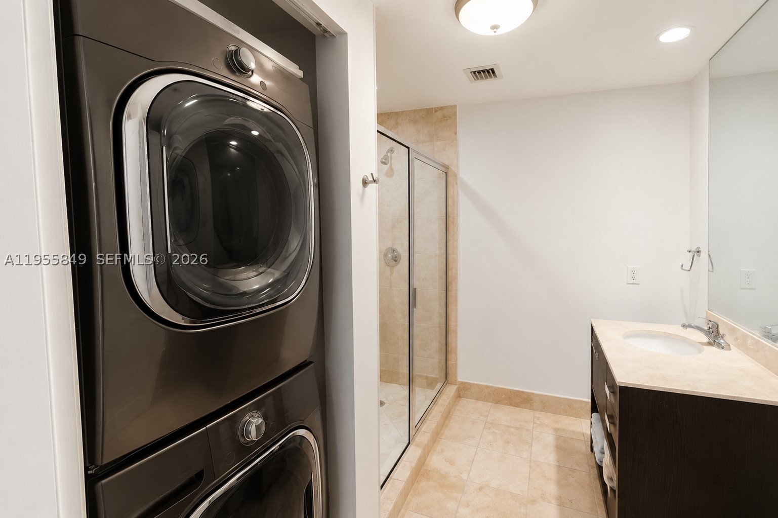 18201 Collins Ave #1507, Sunny Isles Beach FL 33160
