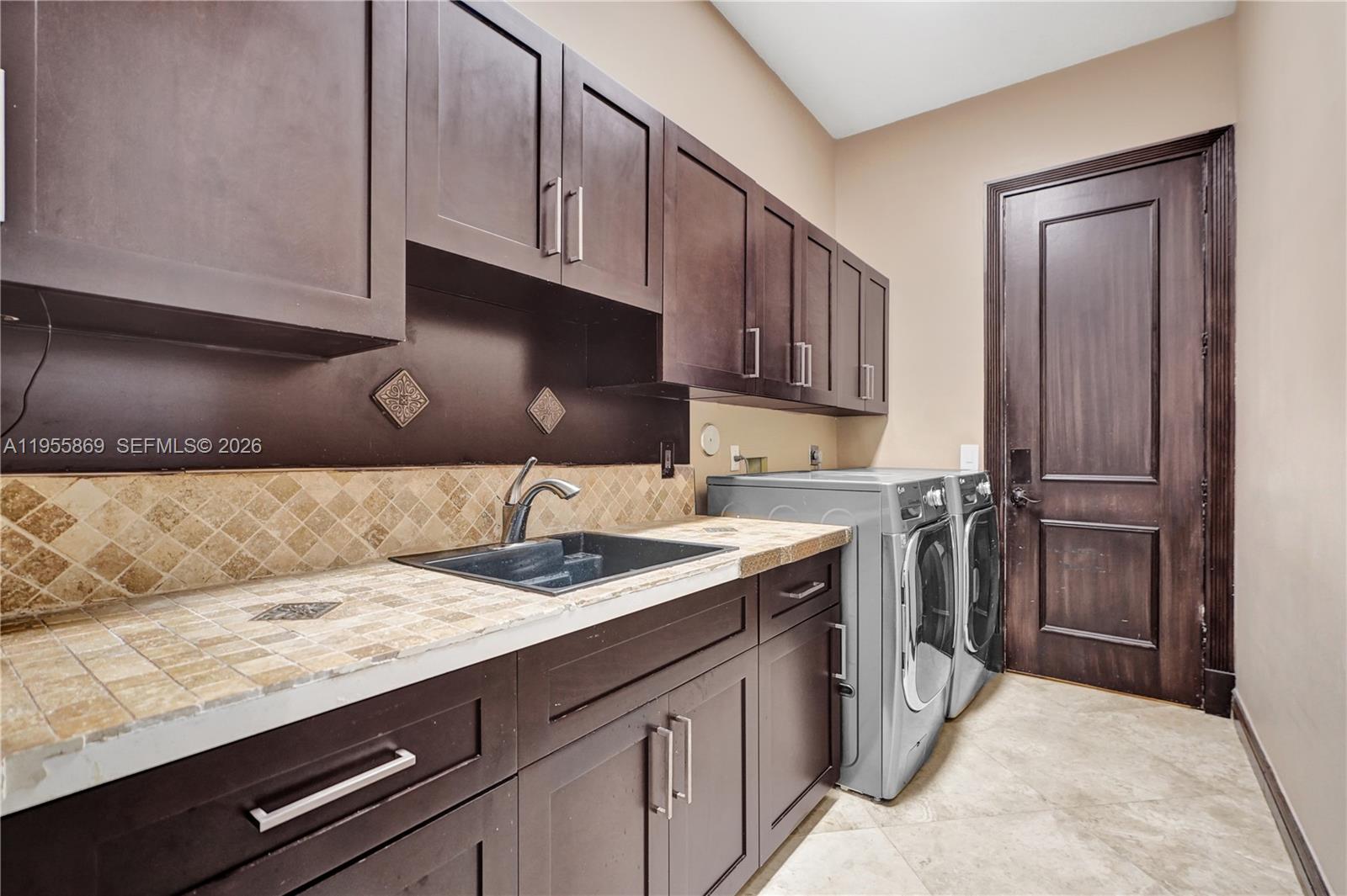 3175 Hunter Road, Weston FL 33331