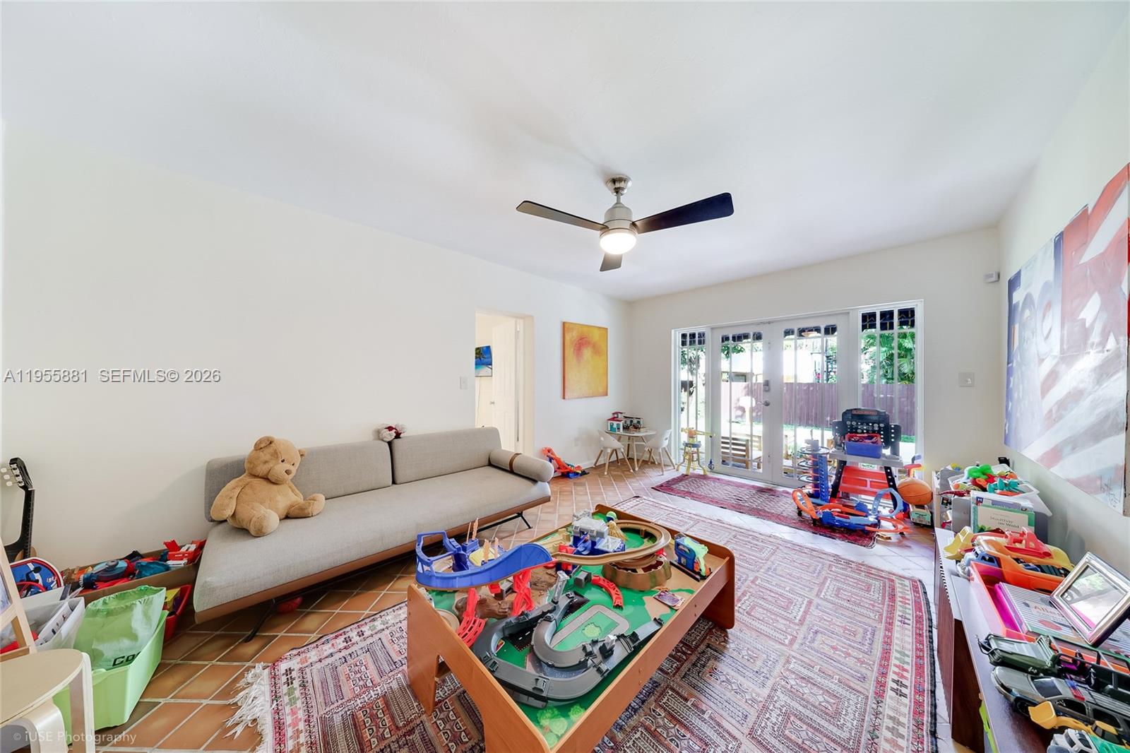 717 NE 73rd St, Miami FL 33138