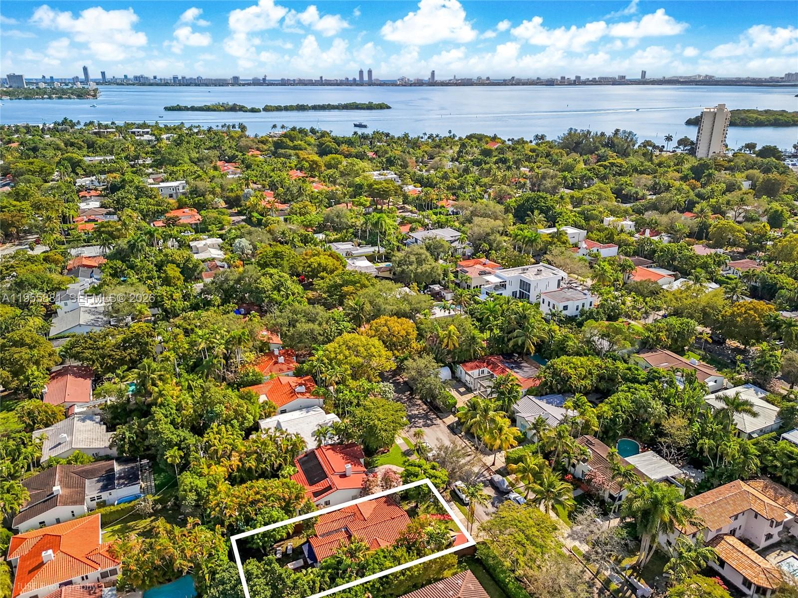 717 NE 73rd St, Miami FL 33138