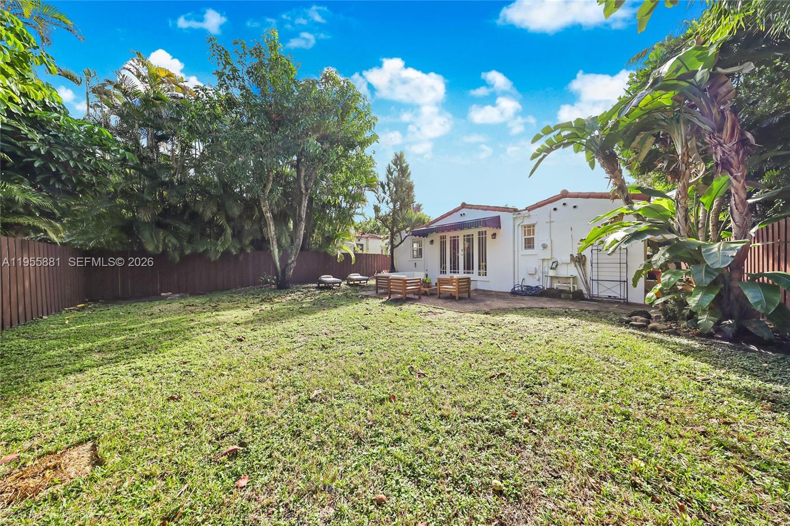 717 NE 73rd St, Miami FL 33138