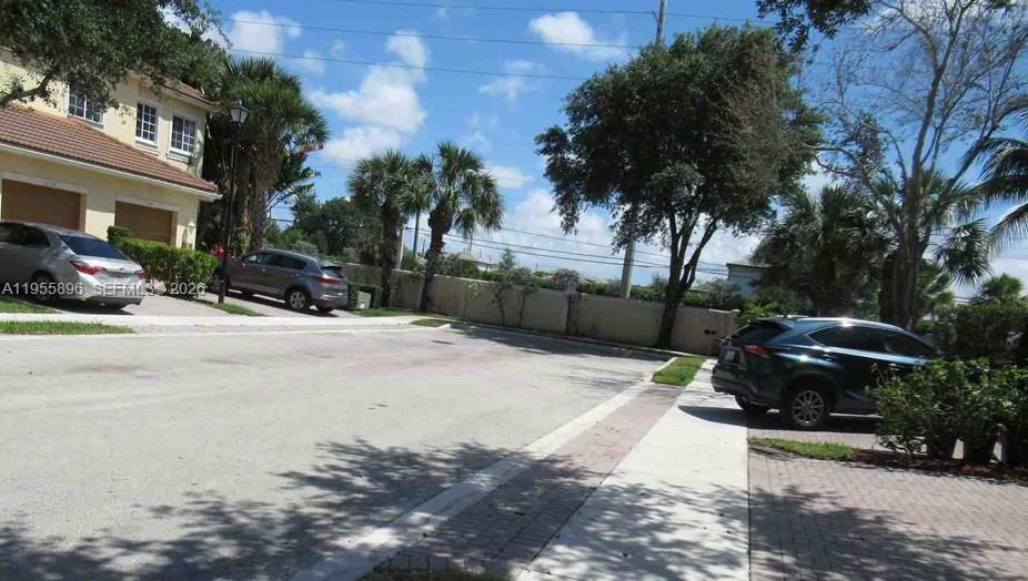 3195 NW 31st Ter, Oakland Park FL 33309