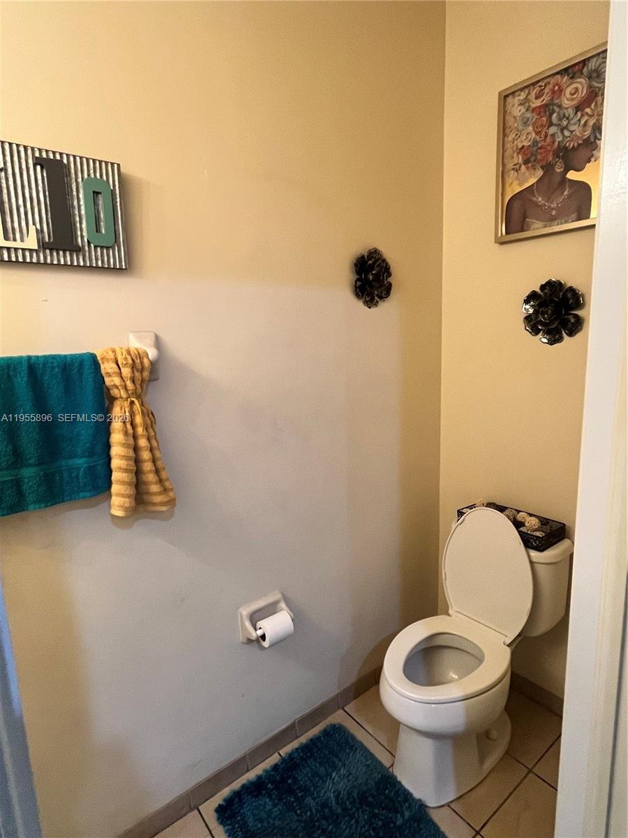 3195 NW 31st Ter, Oakland Park FL 33309