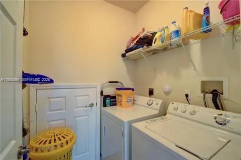 3195 NW 31st Ter, Oakland Park FL 33309