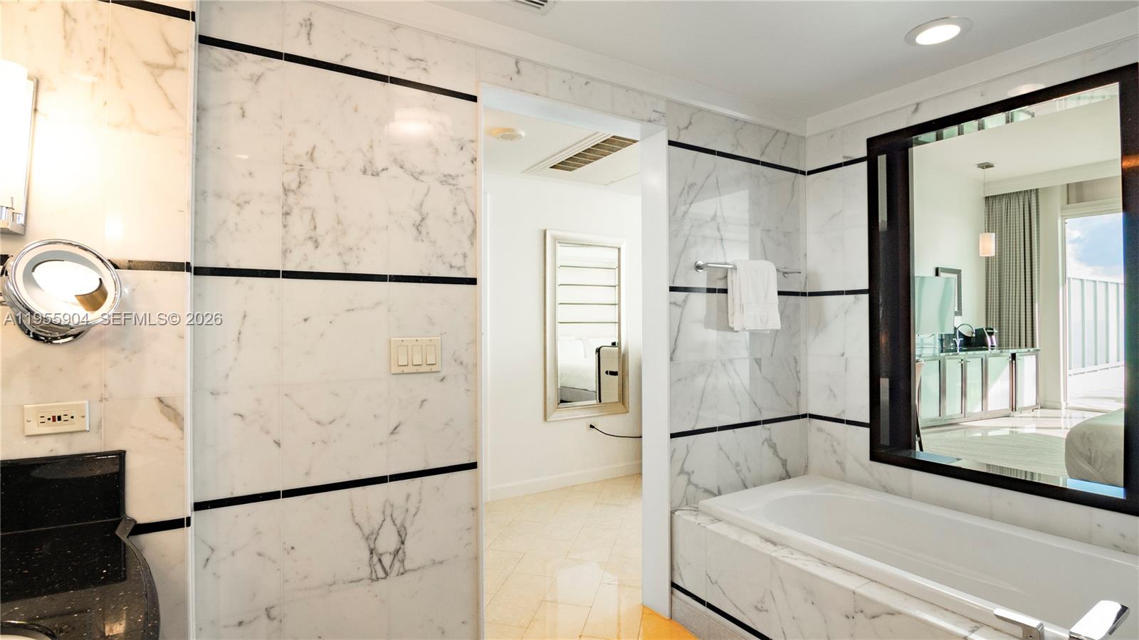 4391 Collins Ave #509/510, Miami Beach FL 33140