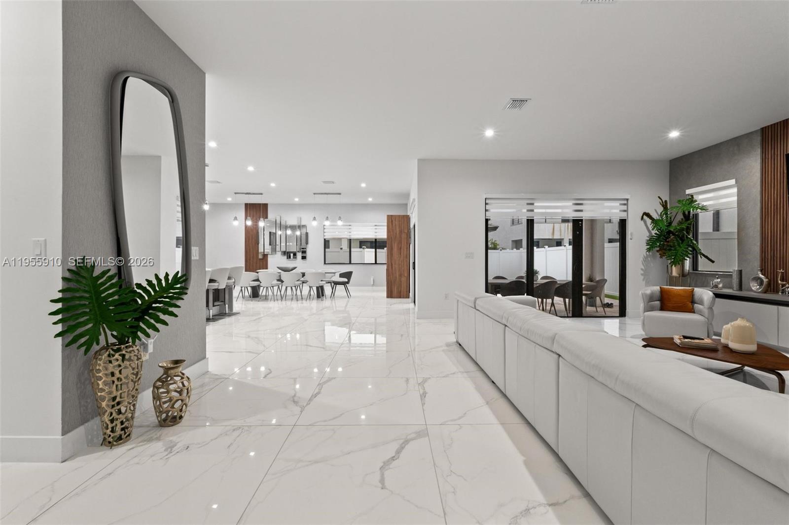 8086 NW 47th Ter, Doral FL 33166