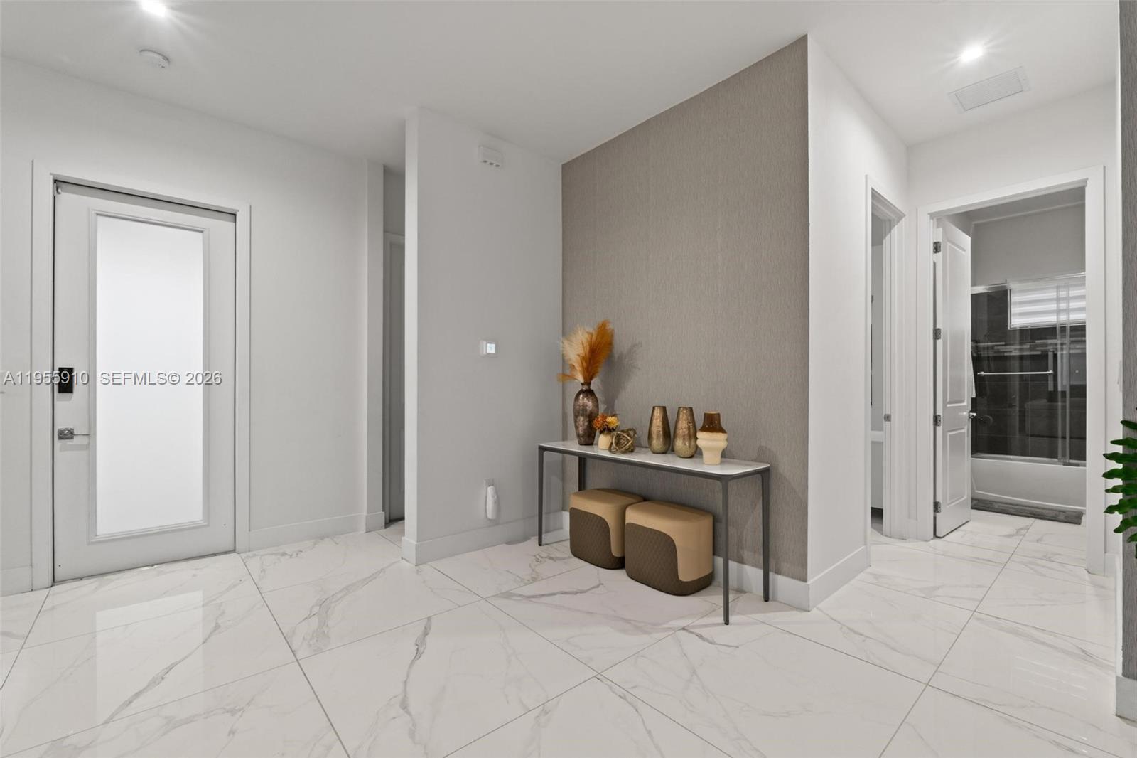 8086 NW 47th Ter, Doral FL 33166