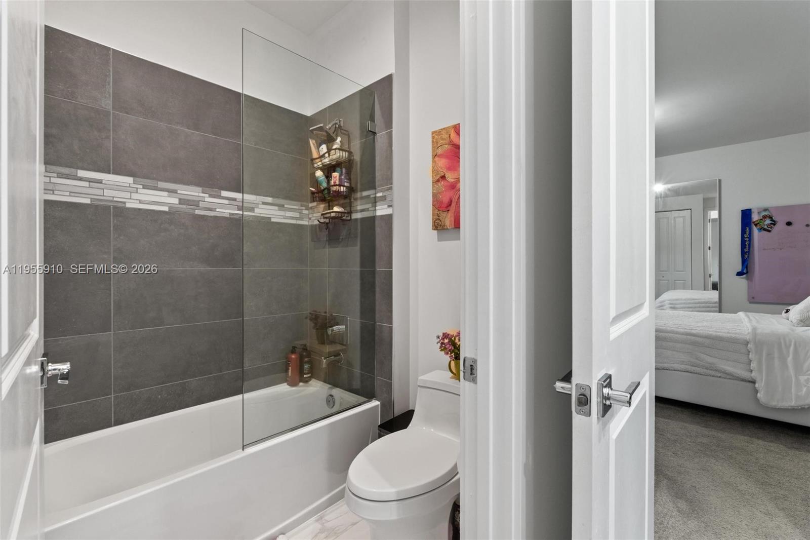 8086 NW 47th Ter, Doral FL 33166