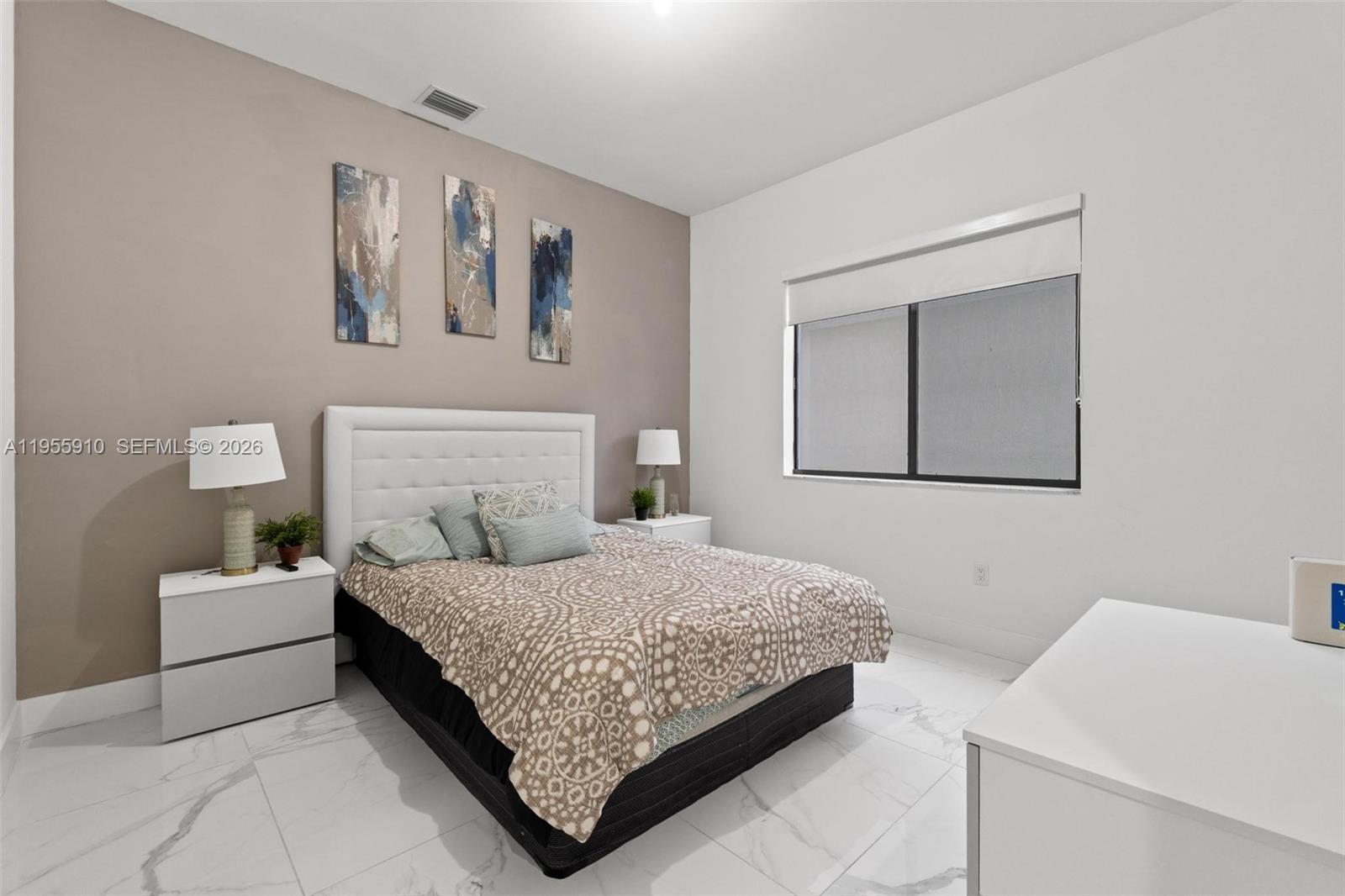 8086 NW 47th Ter, Doral FL 33166