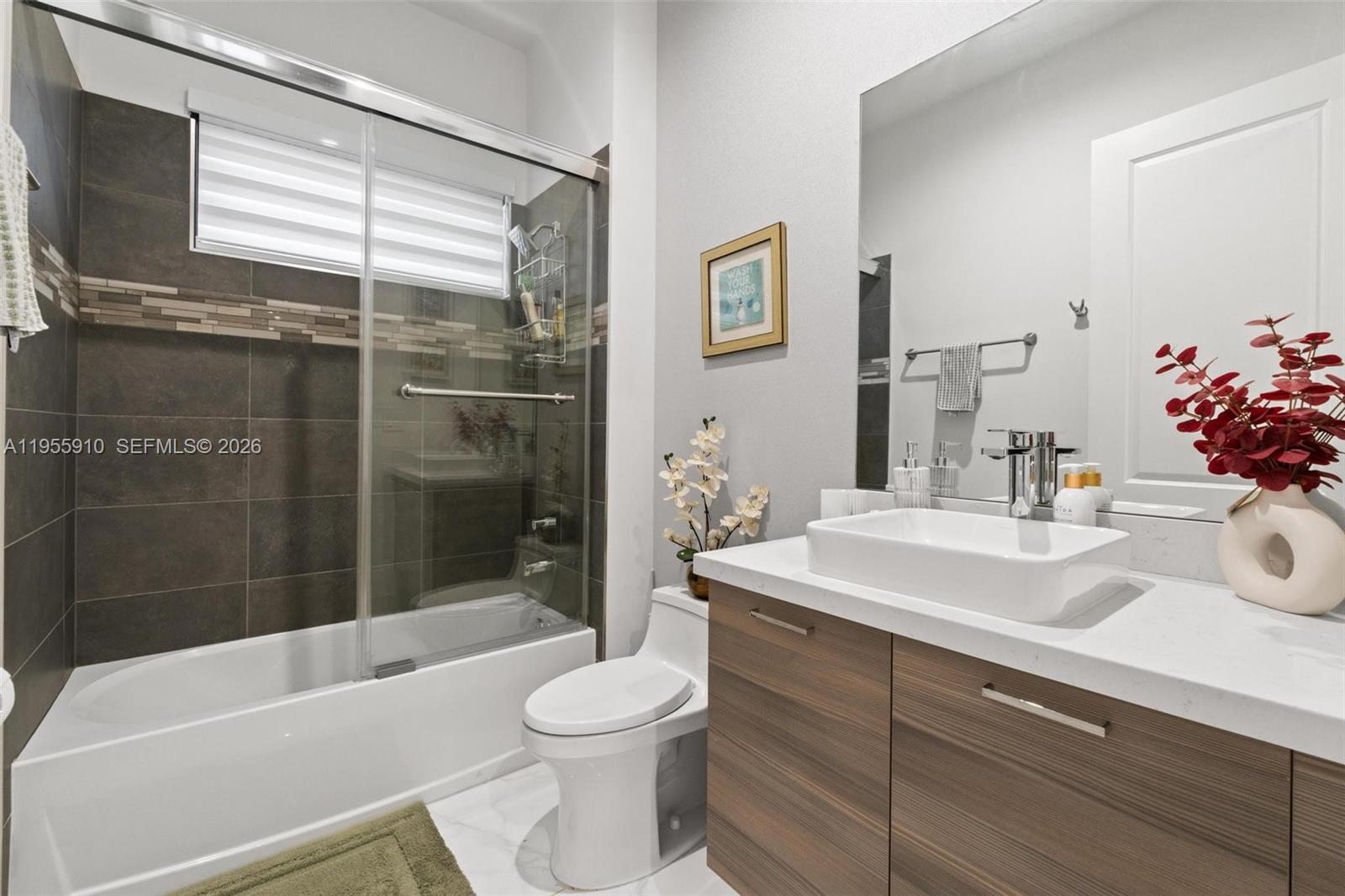 8086 NW 47th Ter, Doral FL 33166