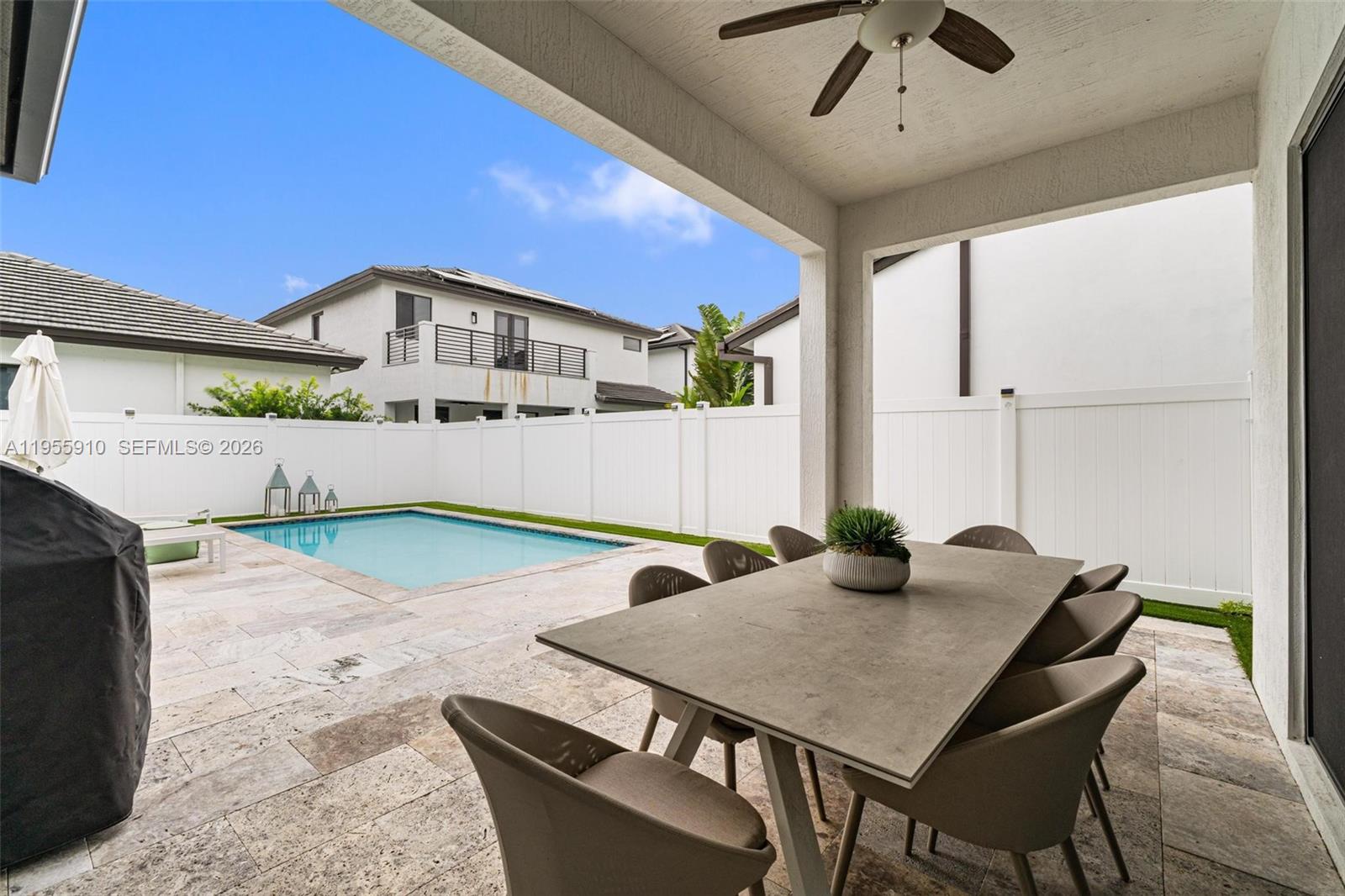 8086 NW 47th Ter, Doral FL 33166