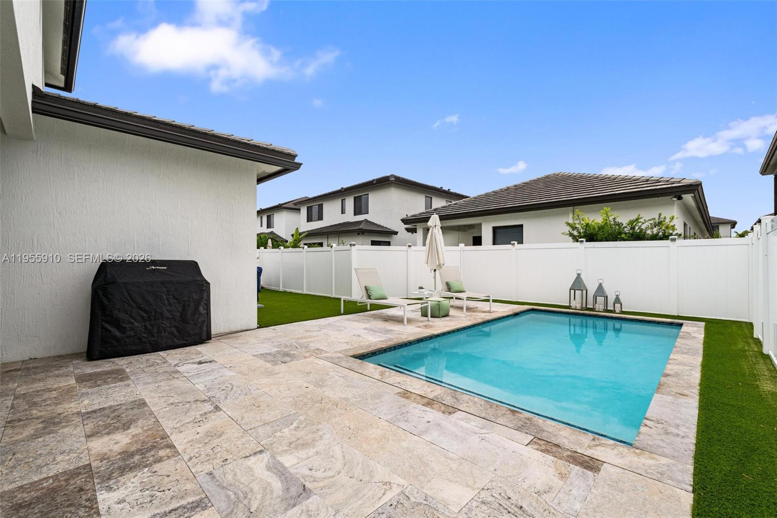 8086 NW 47th Ter, Doral FL 33166